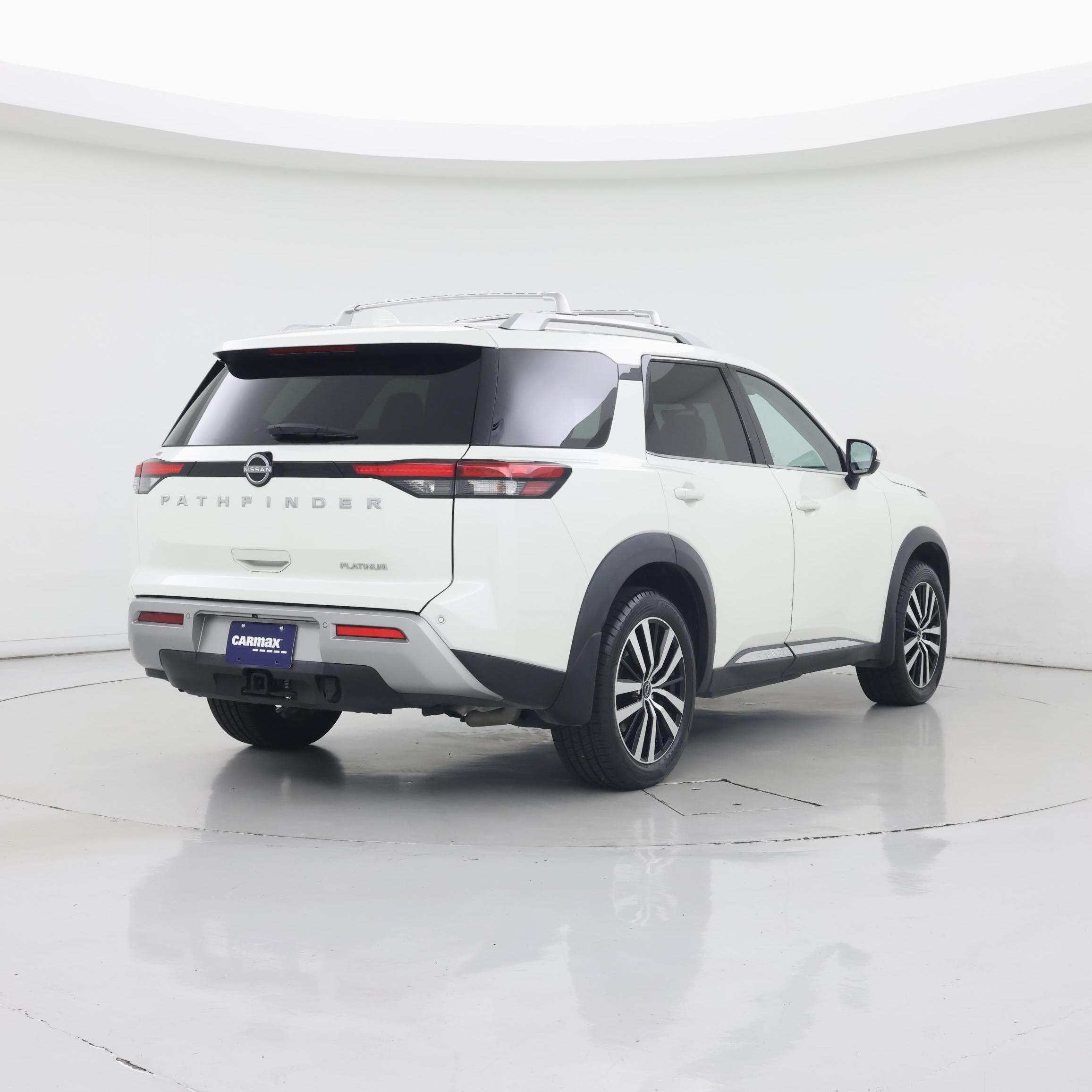 Thumbnail: 2023 Nissan Pathfinder - 8