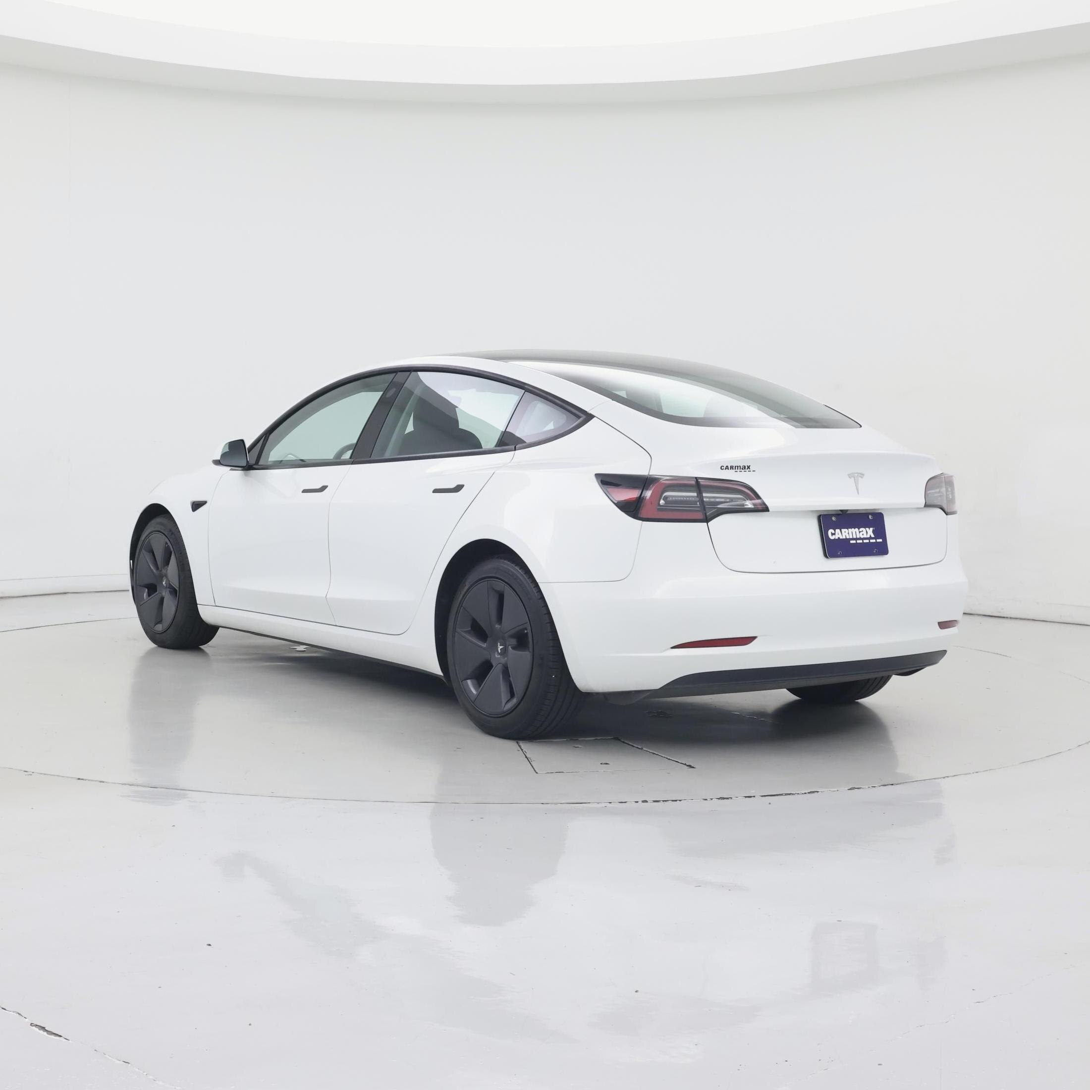 Thumbnail: 2023 Tesla Model 3 - 2