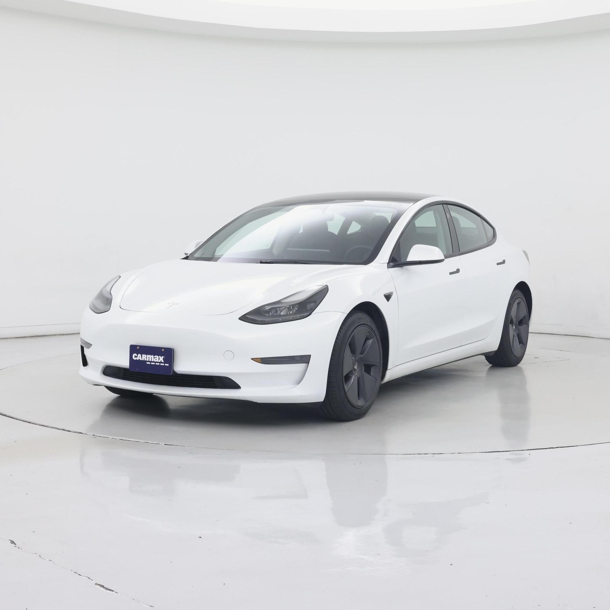 Thumbnail: 2023 Tesla Model 3 - 4