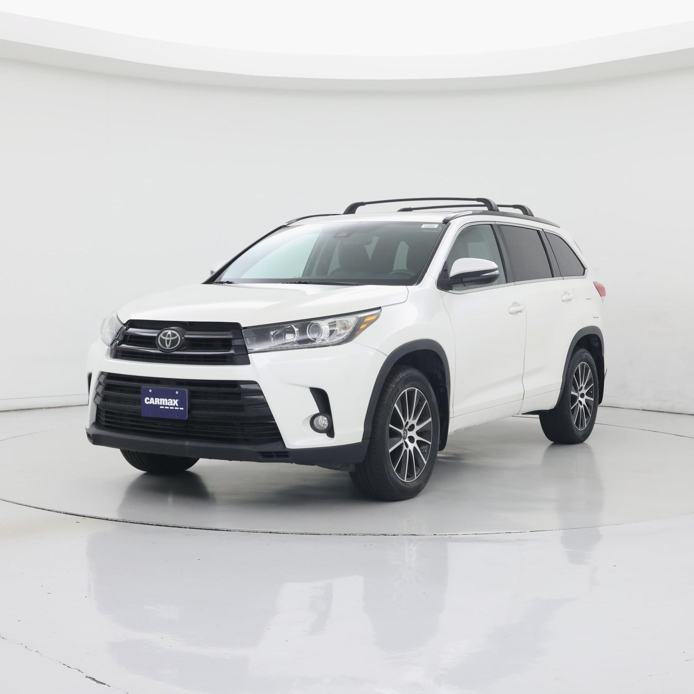 Thumbnail: 2018 Toyota Highlander - 4
