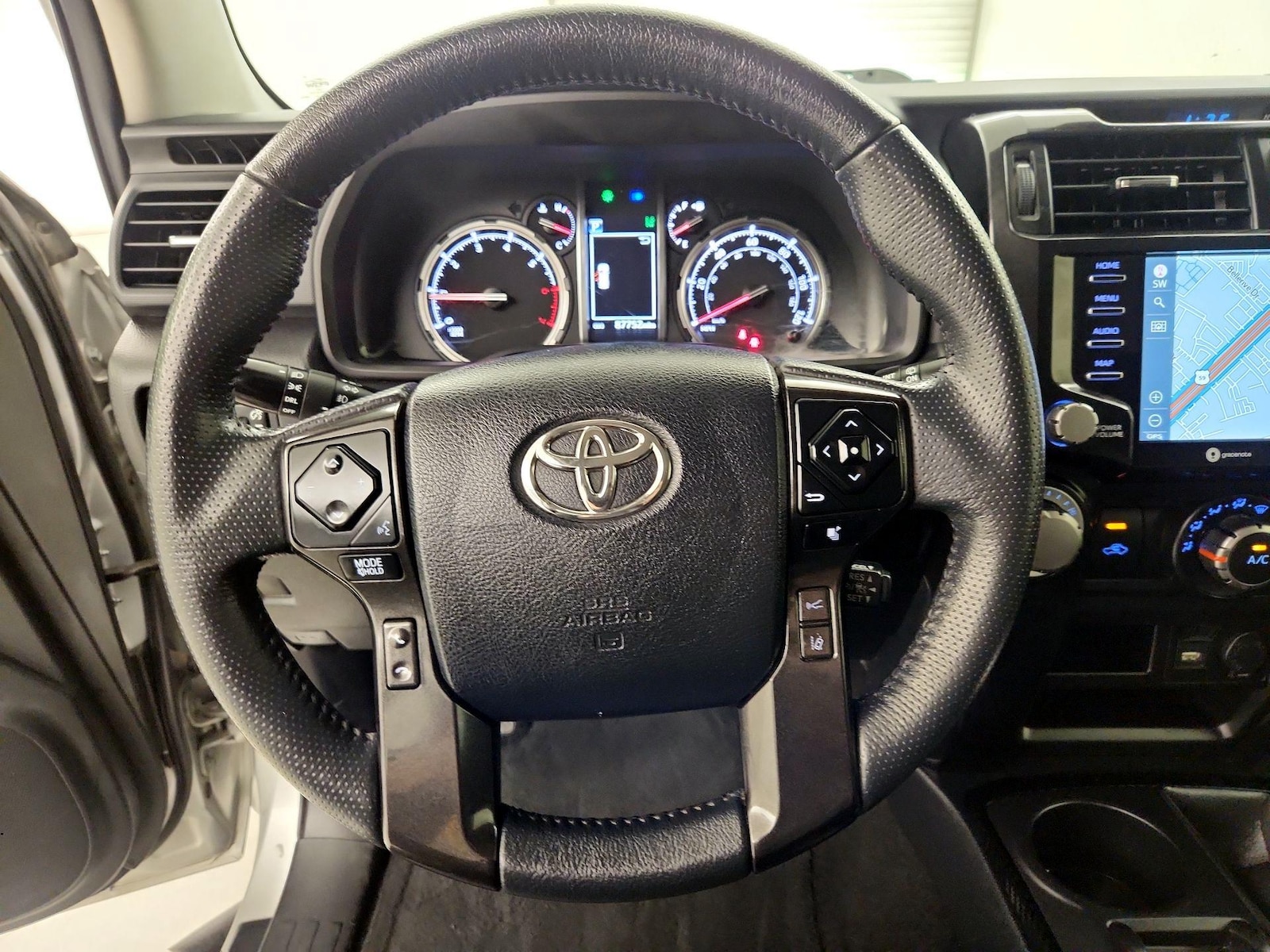 2021 Toyota 4Runner TRD Off-Road Premium - Photo 11