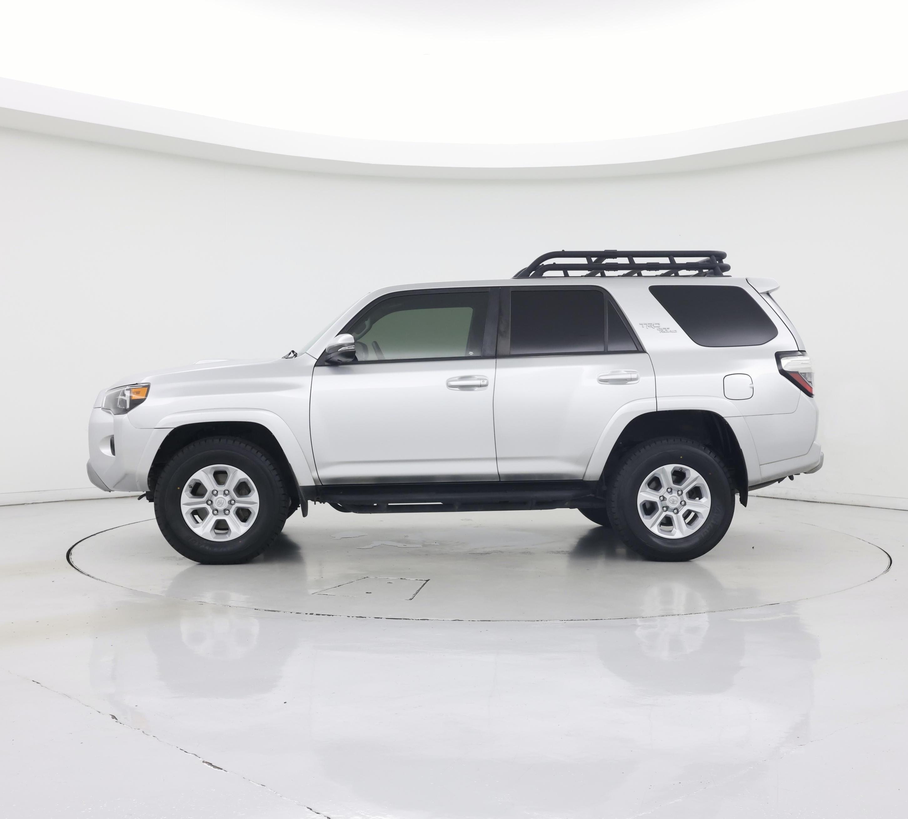Thumbnail: 2021 Toyota 4Runner - 3