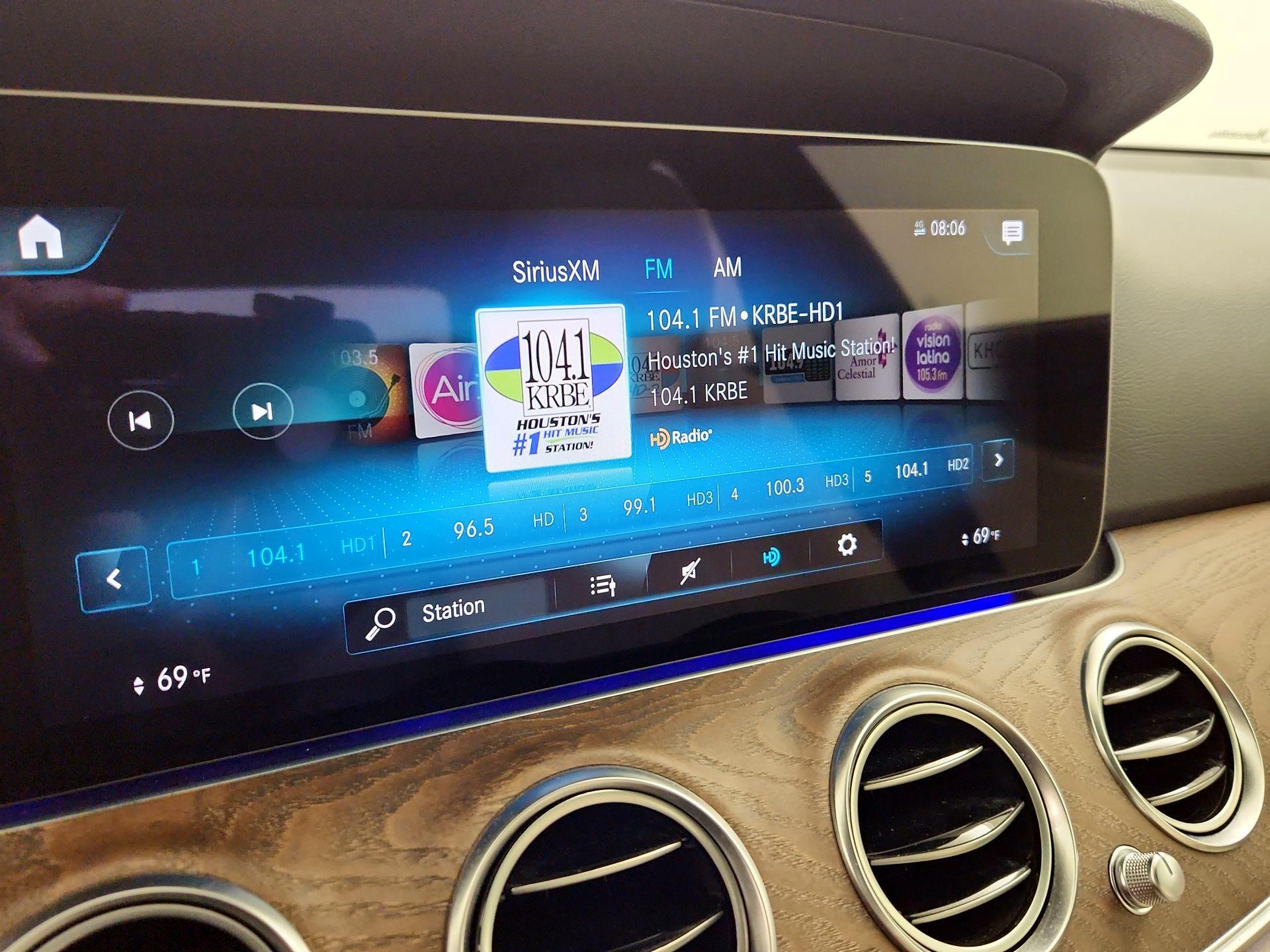 Thumbnail: 2023 Mercedes-Benz E-Class - 16