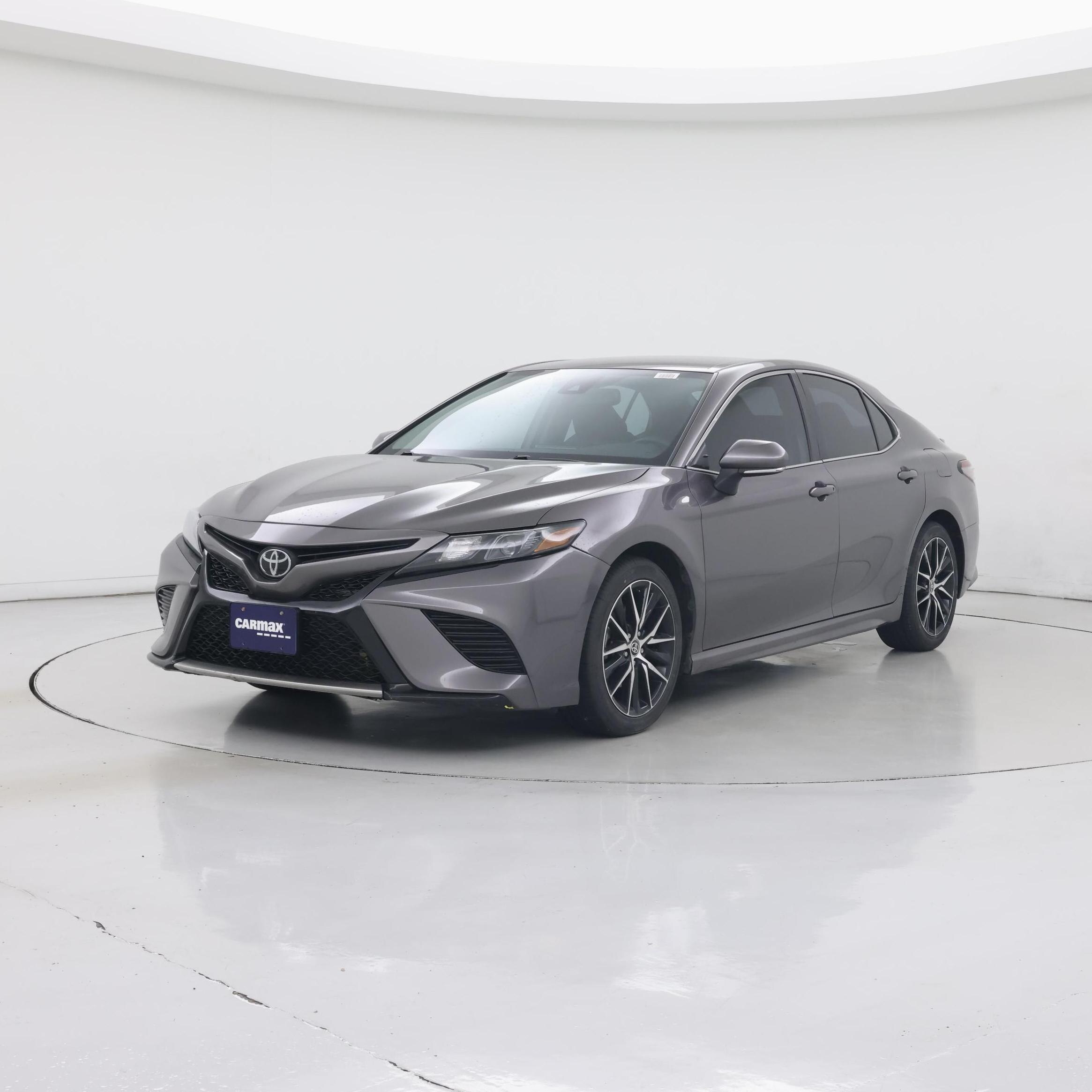 Thumbnail: 2022 Toyota Camry - 4
