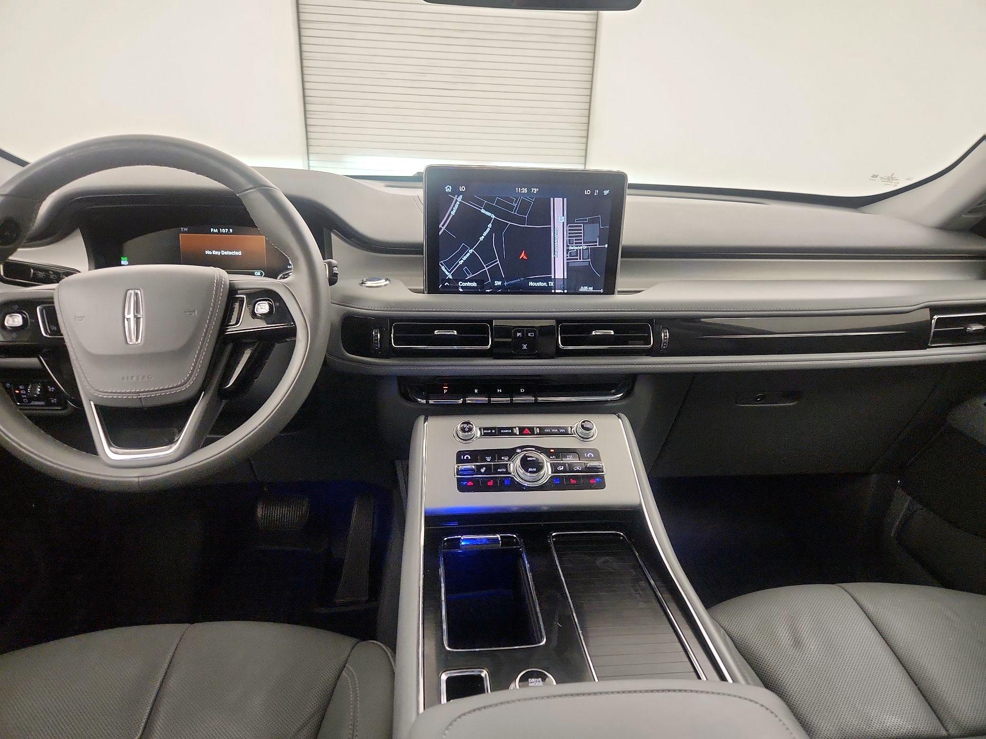 Thumbnail: 2020 Lincoln Aviator - 9