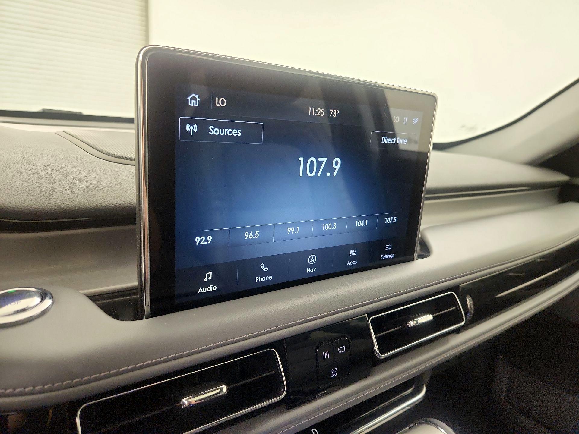 Thumbnail: 2020 Lincoln Aviator - 16