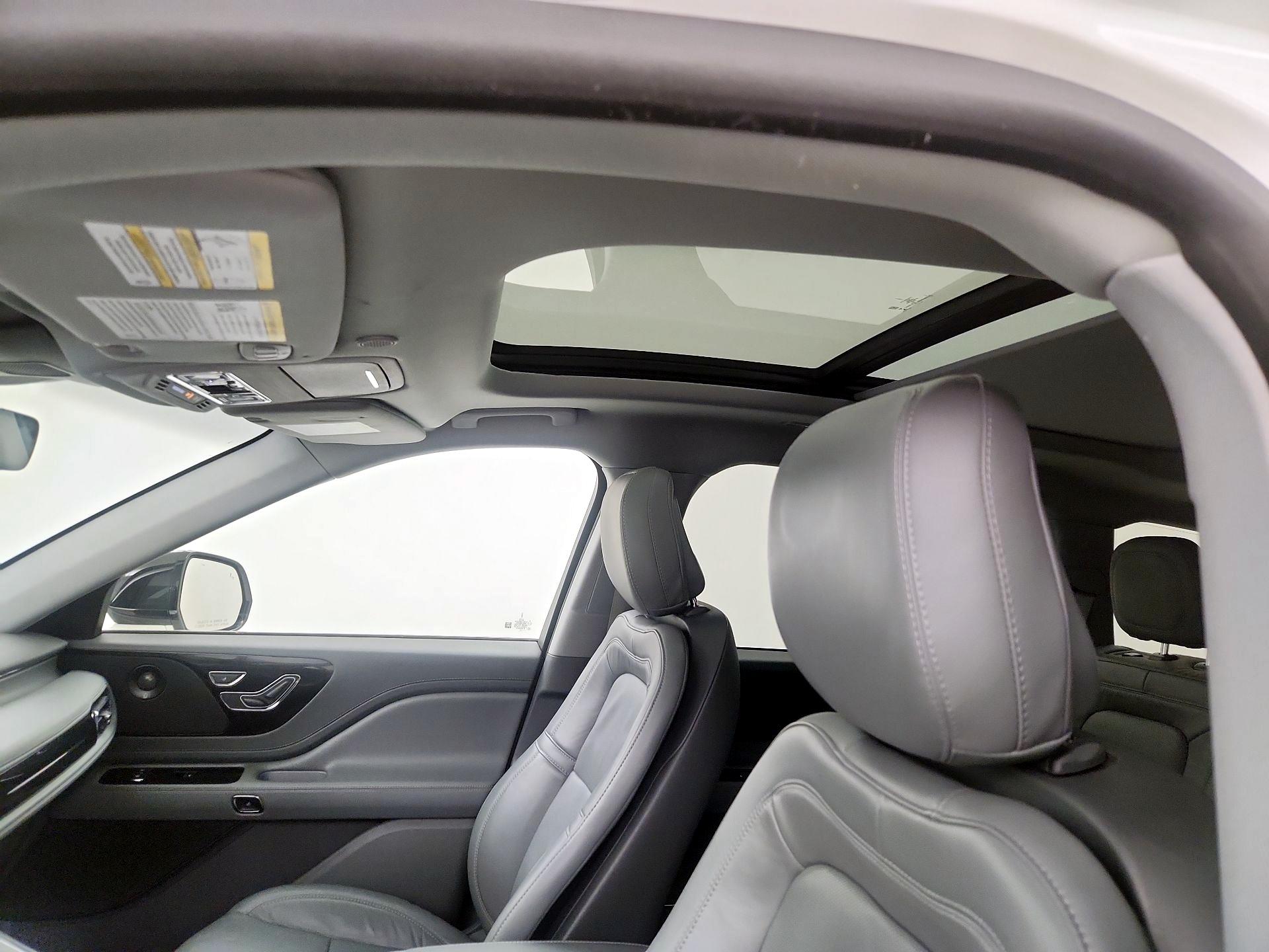 Thumbnail: 2020 Lincoln Aviator - 20