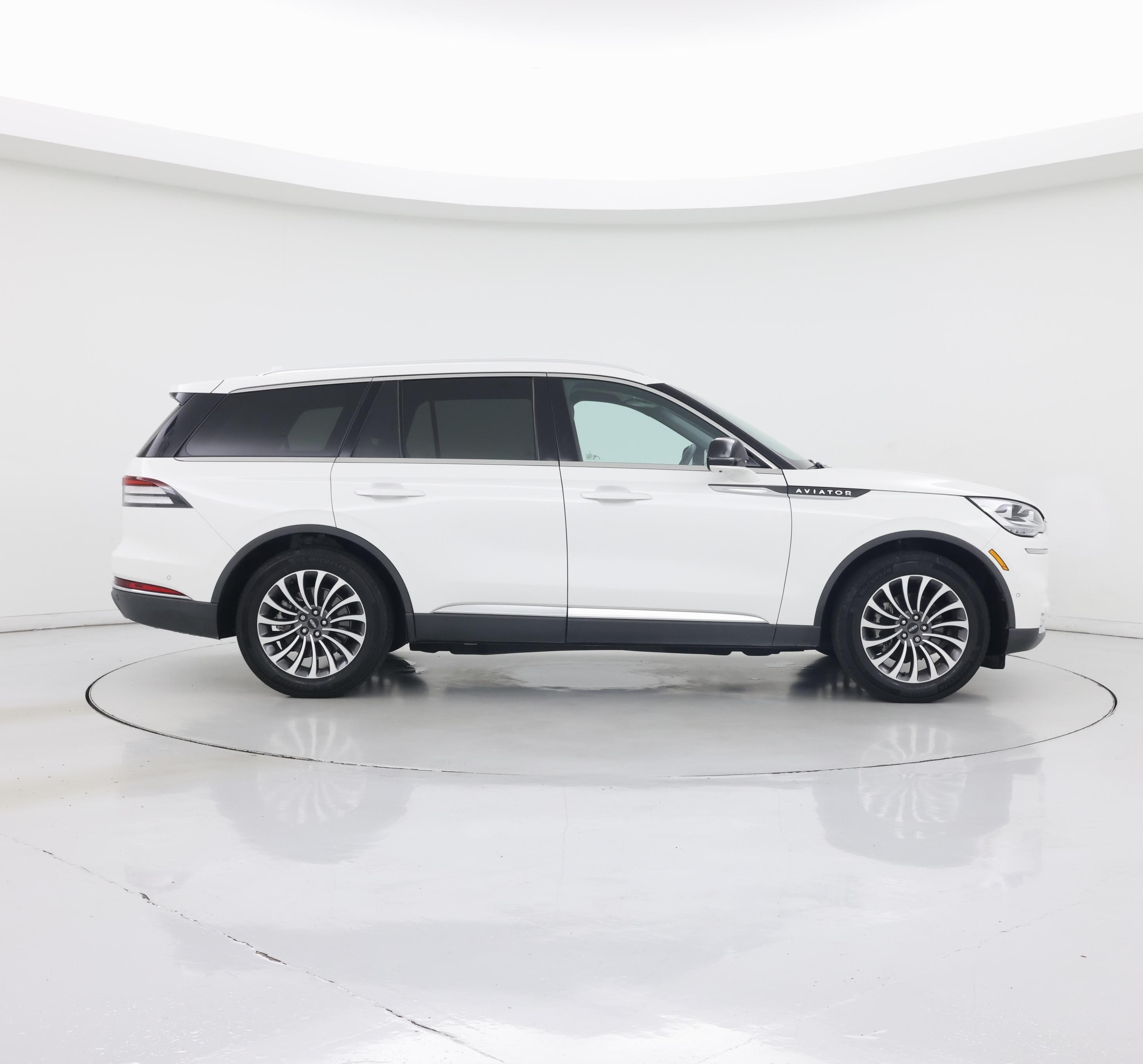 Thumbnail: 2020 Lincoln Aviator - 7