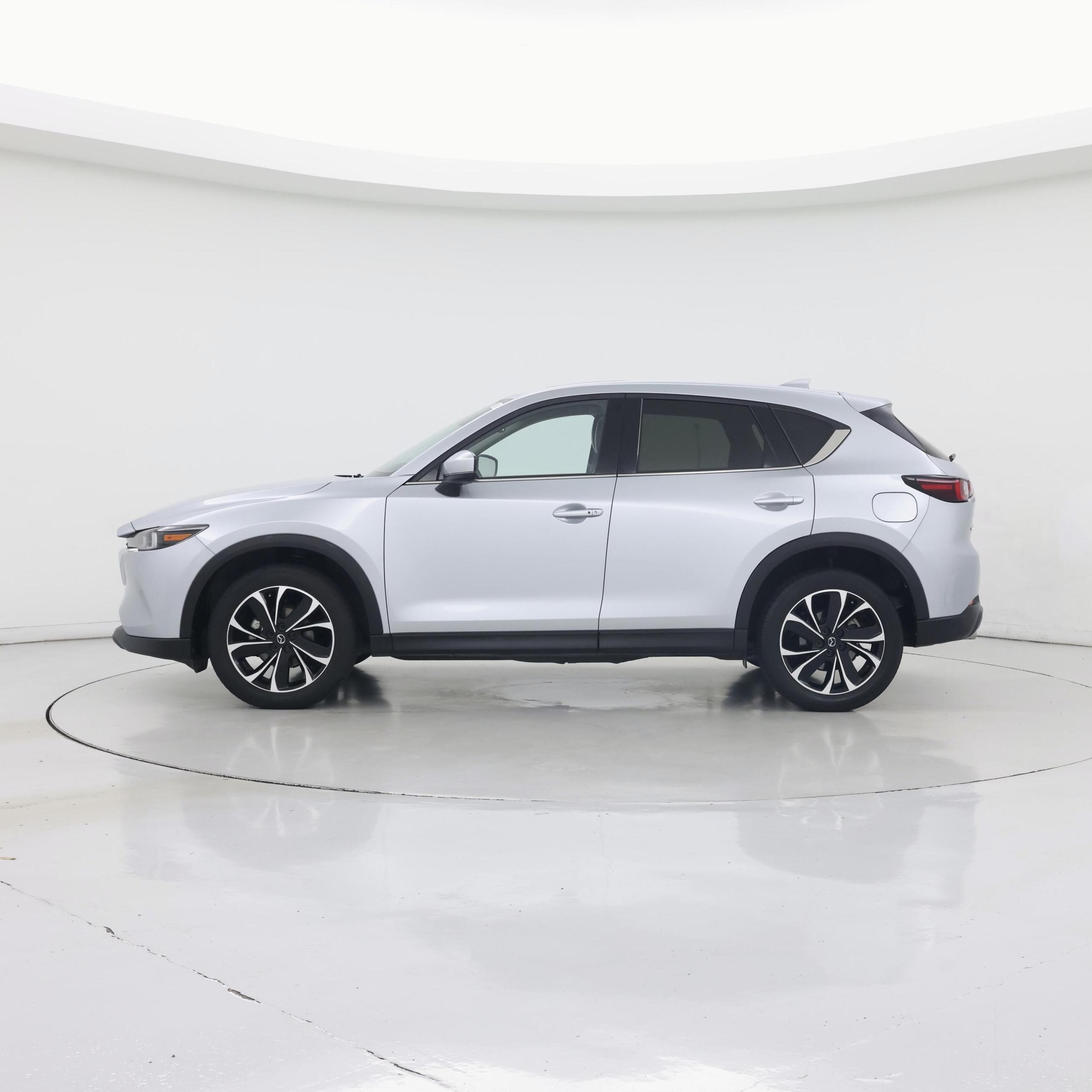 Thumbnail: 2023 Mazda CX-5 - 3