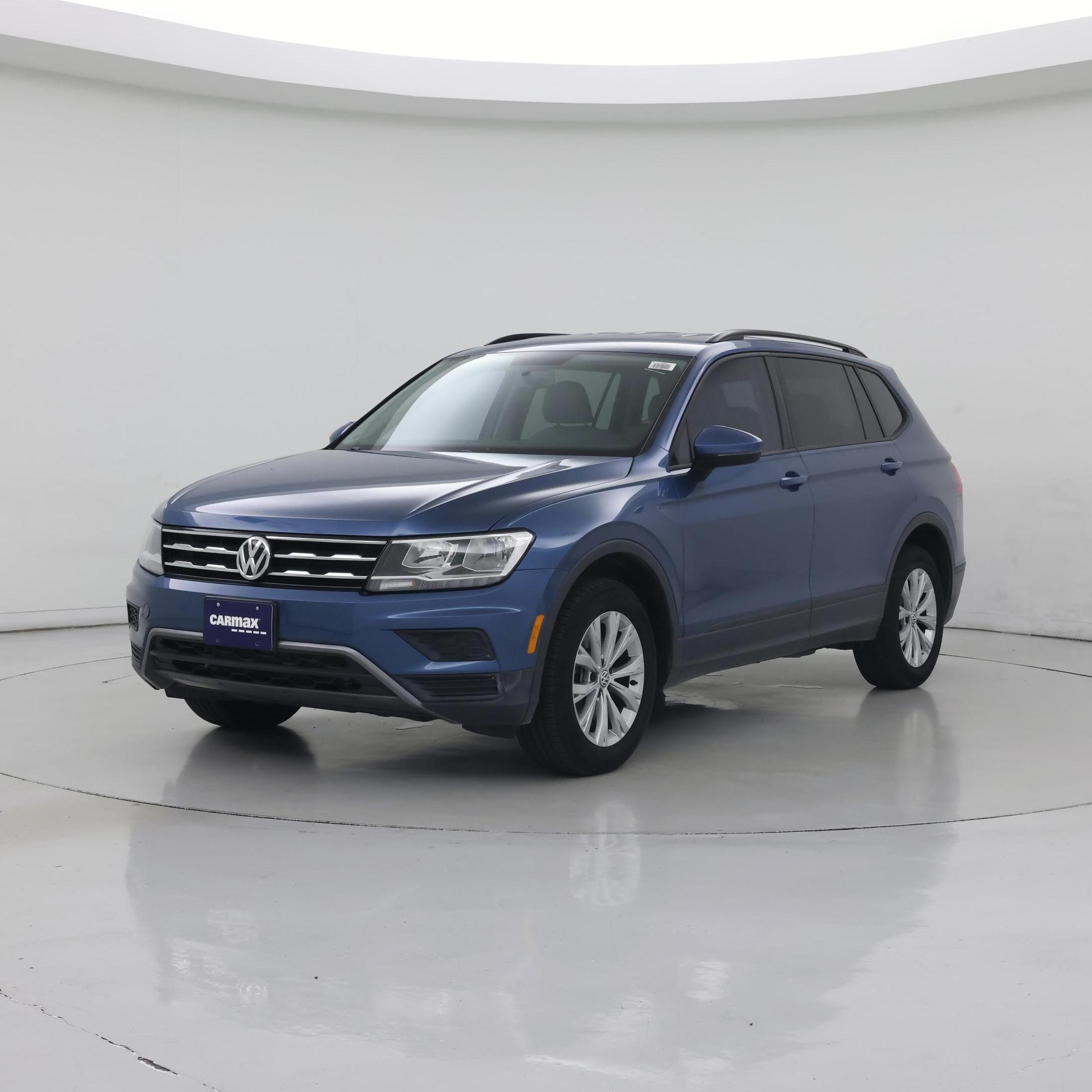 Thumbnail: 2018 Volkswagen Tiguan - 4