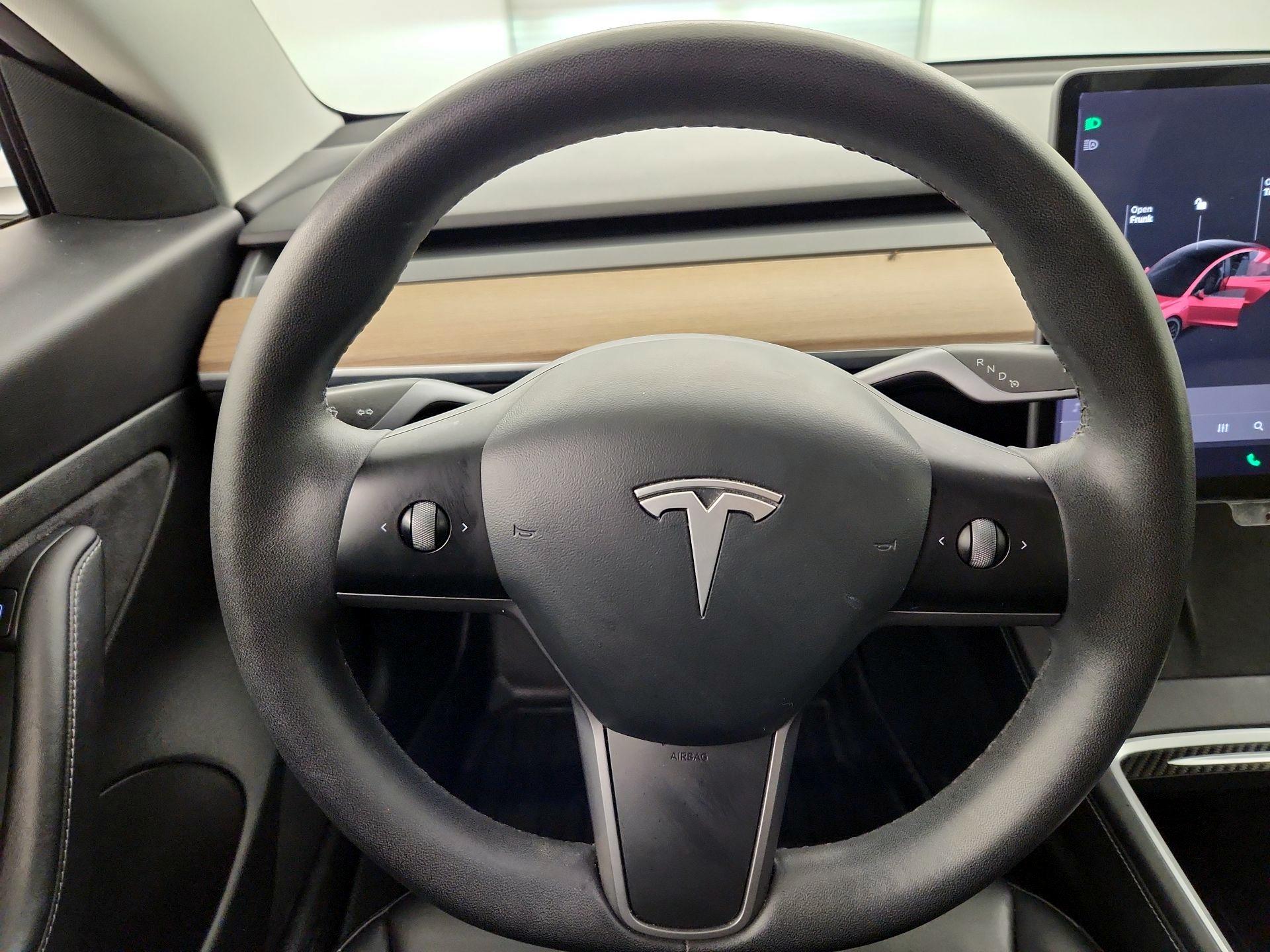 Thumbnail: 2021 Tesla Model 3 - 10