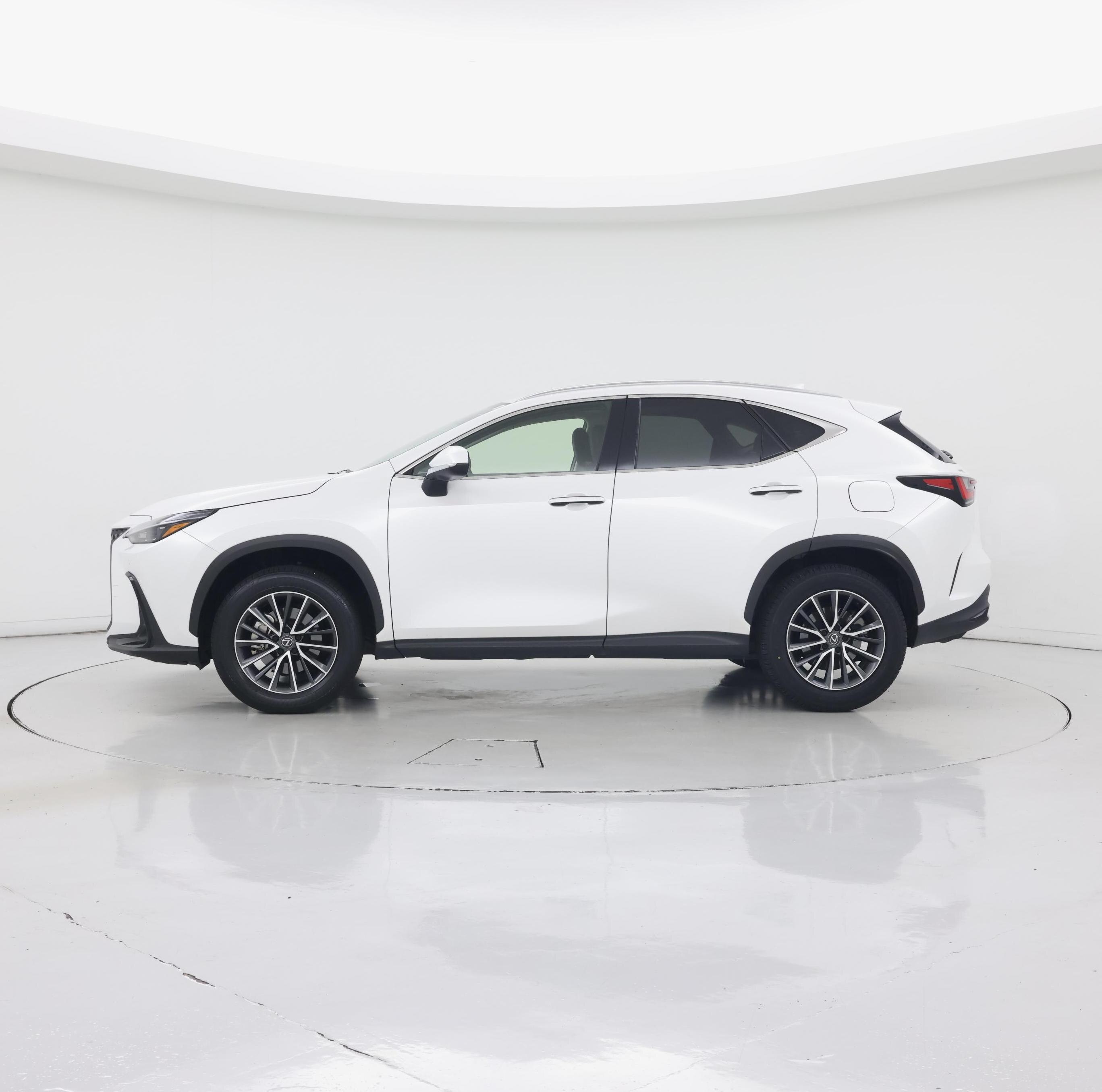Thumbnail: 2024 Lexus NX - 3