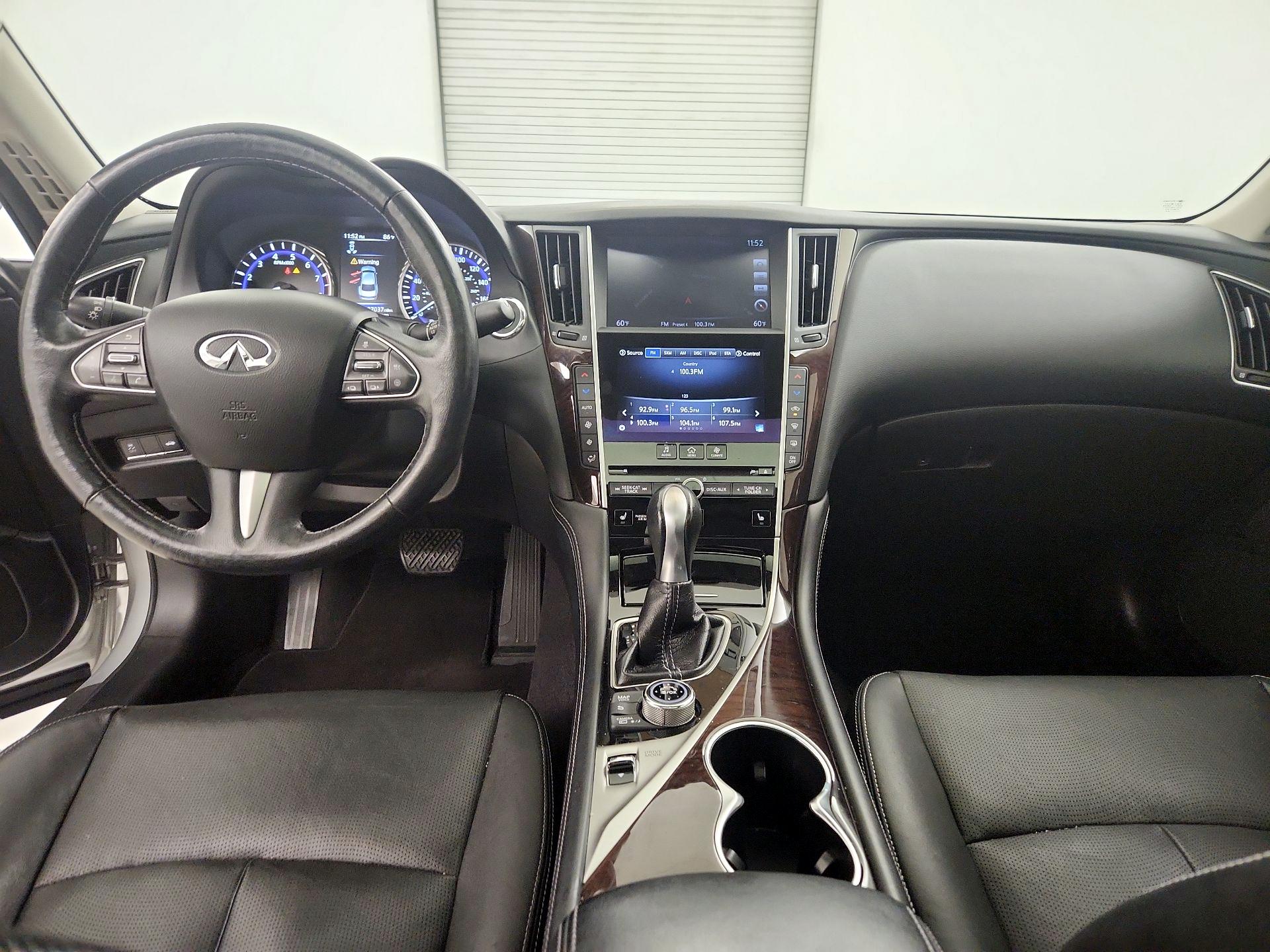 Thumbnail: 2016 INFINITI Q50 - 9