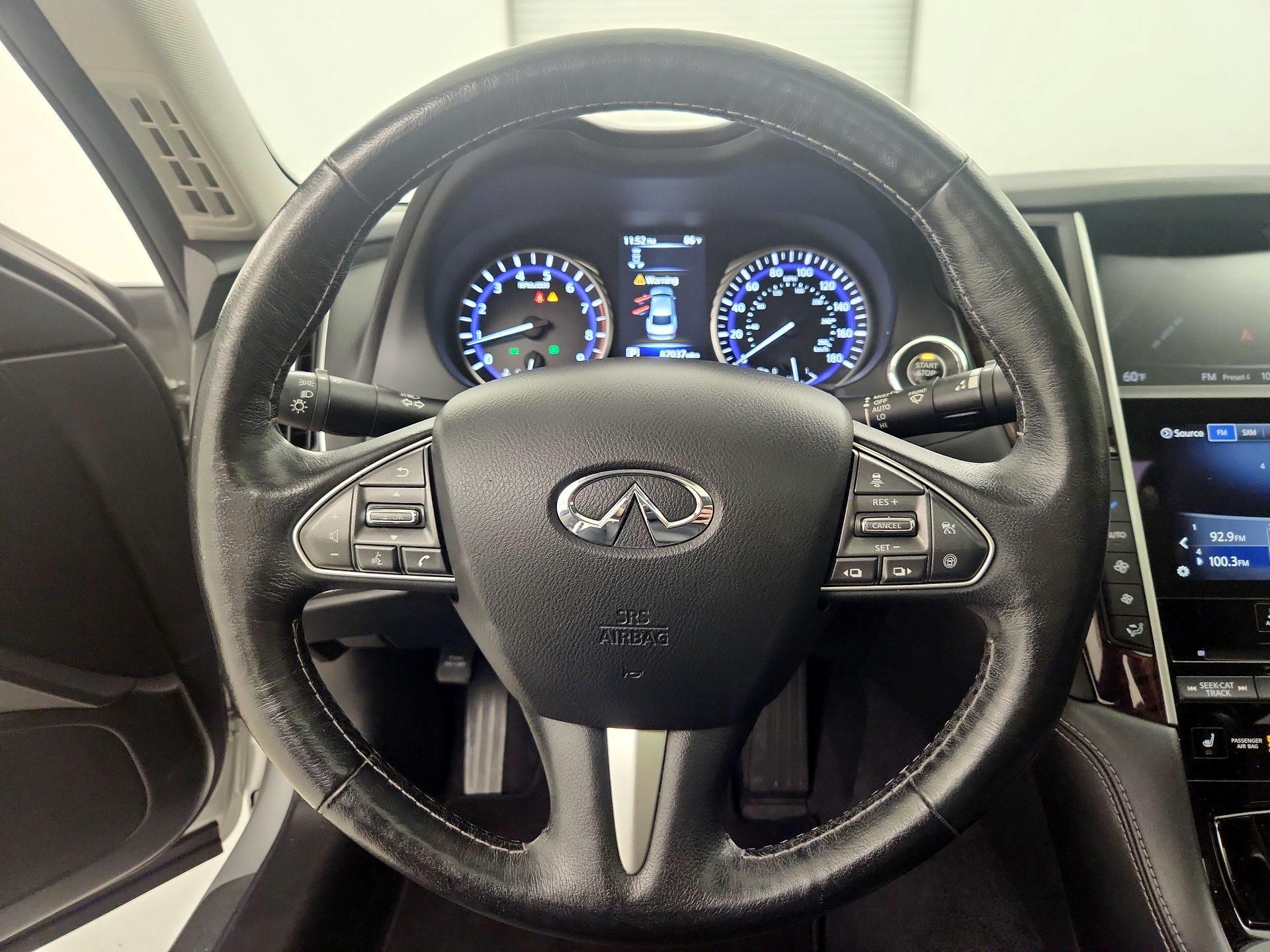 Thumbnail: 2016 INFINITI Q50 - 10