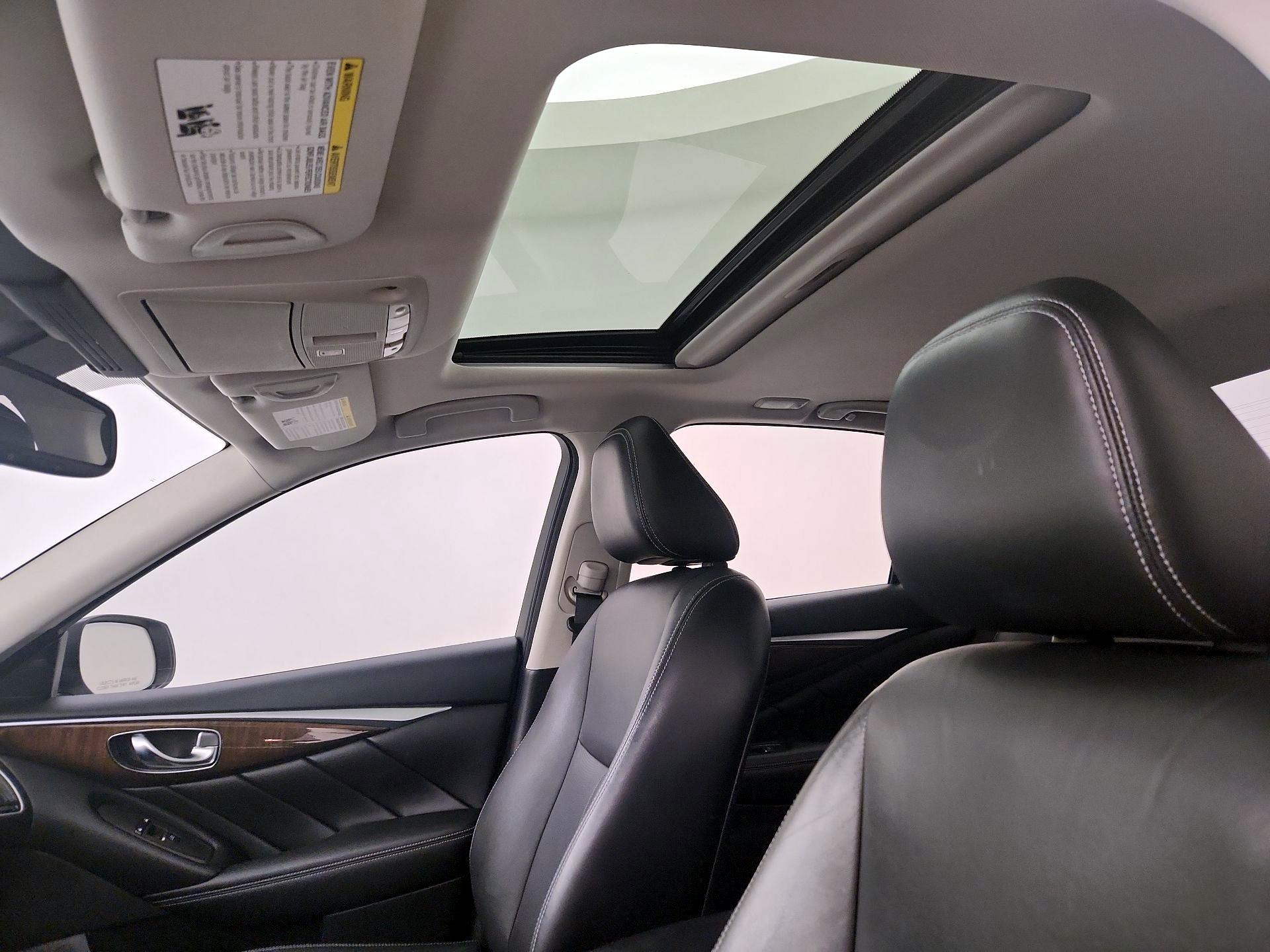 Thumbnail: 2016 INFINITI Q50 - 20