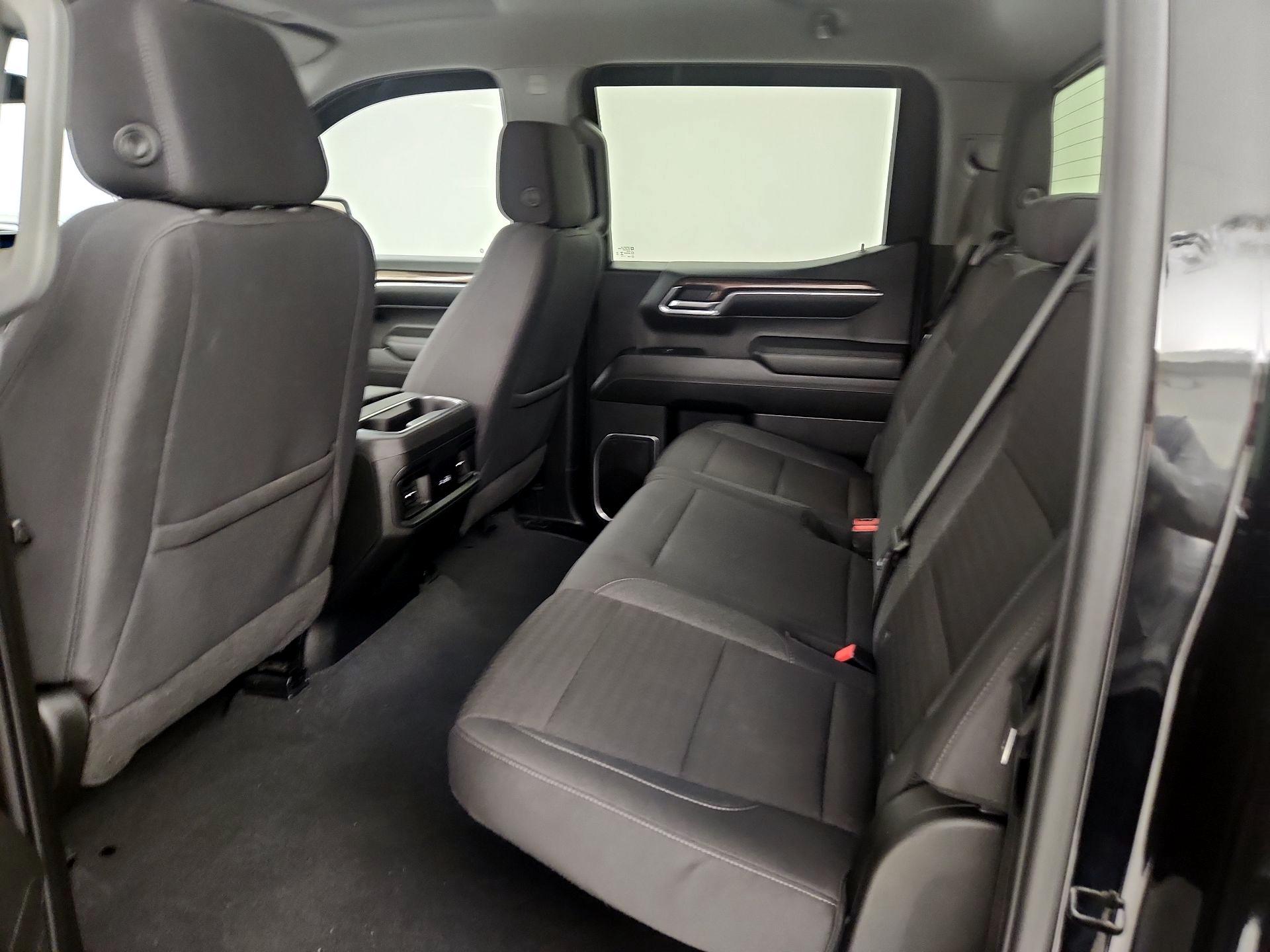 Thumbnail: 2024 Chevrolet Silverado 1500 - 20