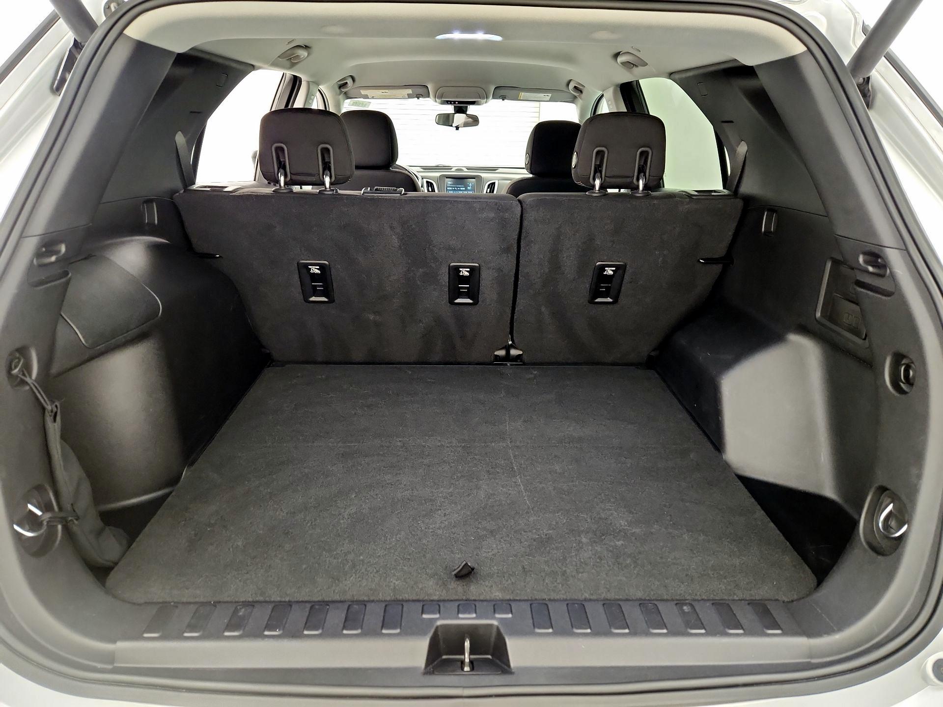 Thumbnail: 2018 Chevrolet Equinox - 20