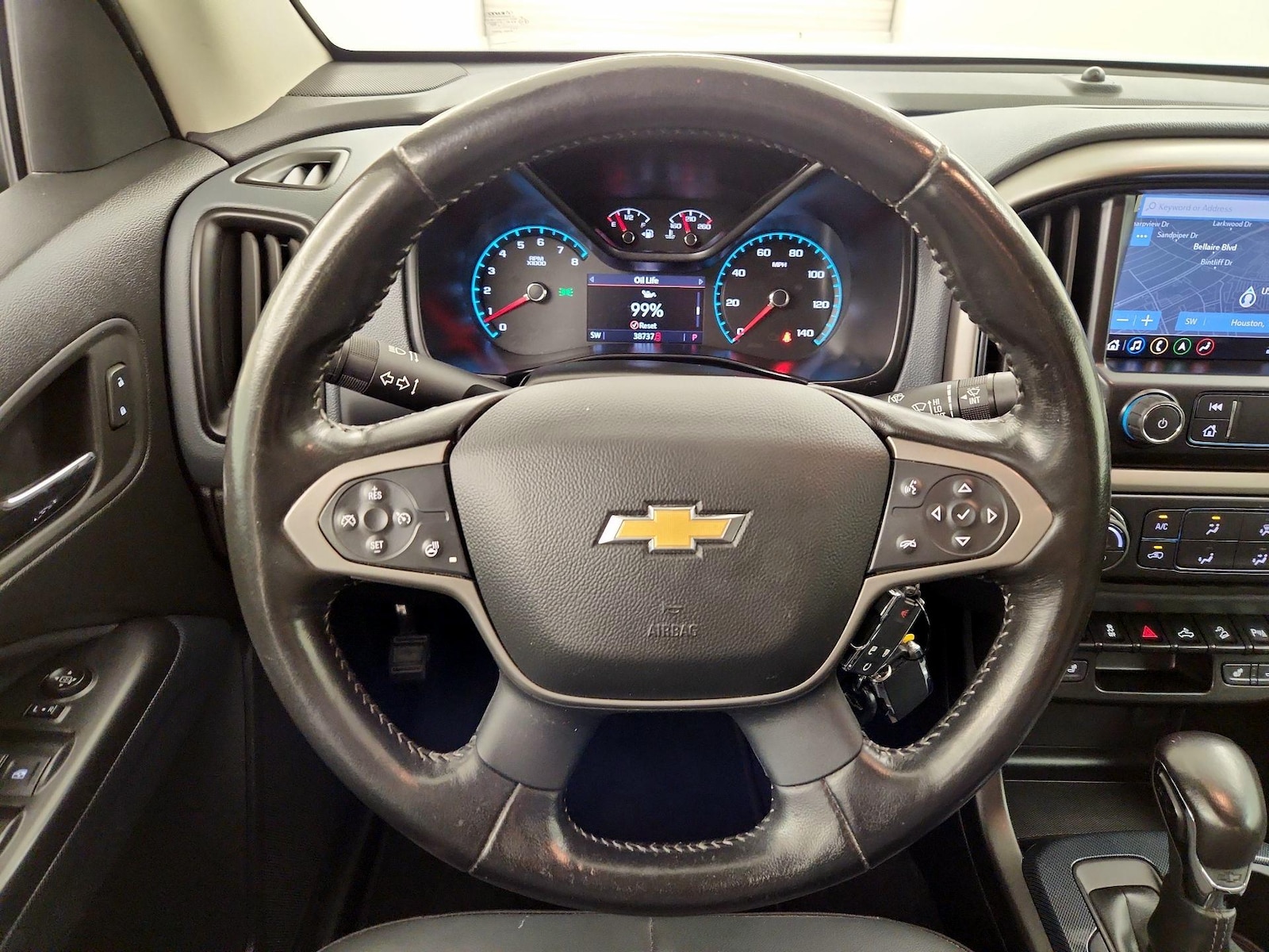 2022 Chevrolet Colorado Z71 - Photo 11