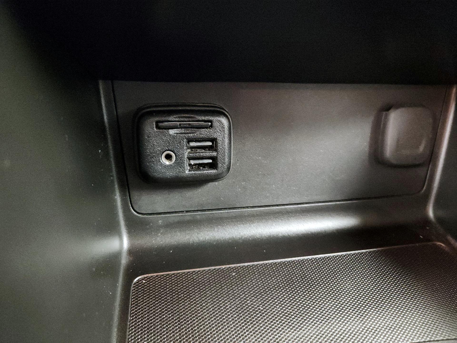 Thumbnail: 2022 Chevrolet Colorado - 19