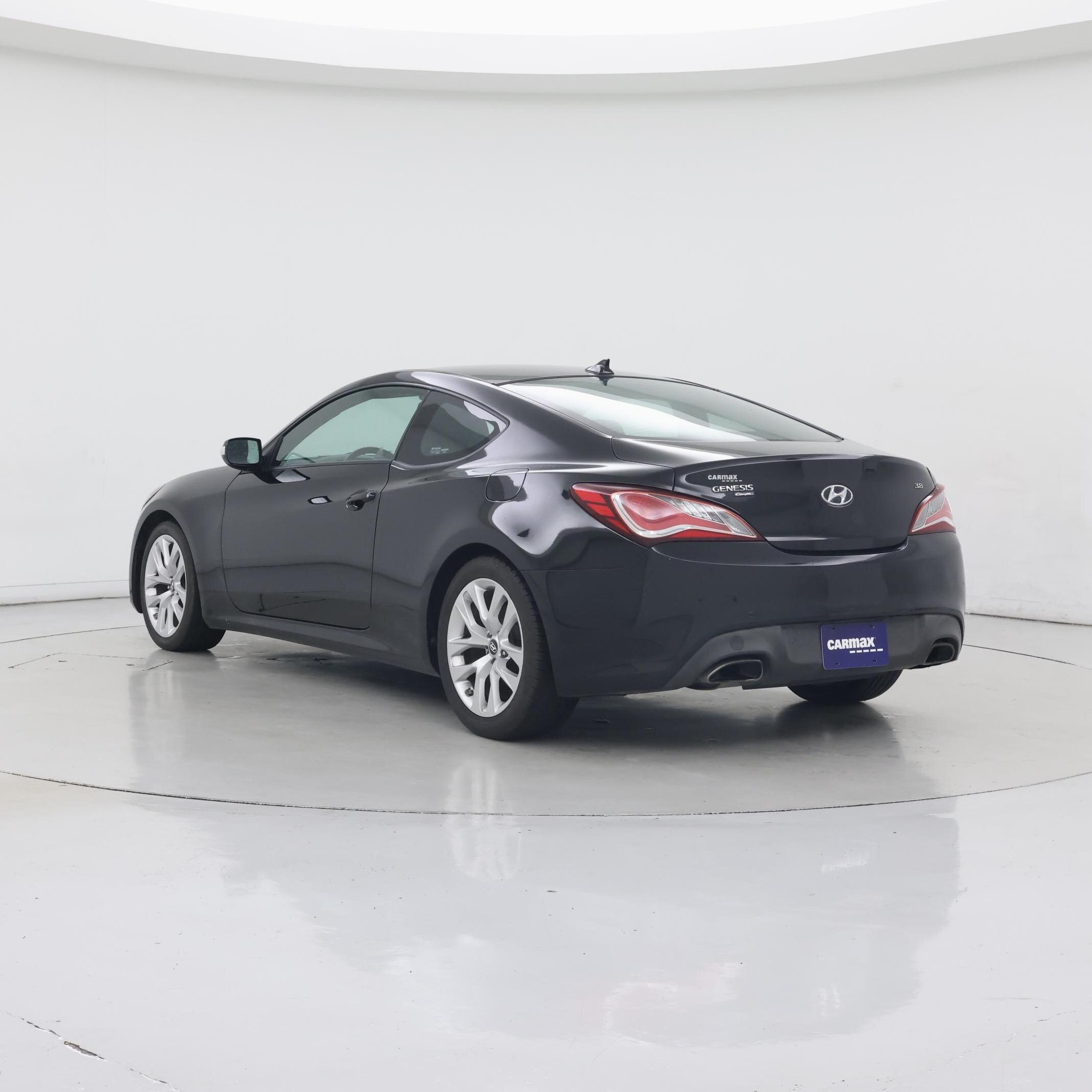 Thumbnail: 2016 Hyundai Genesis - 2