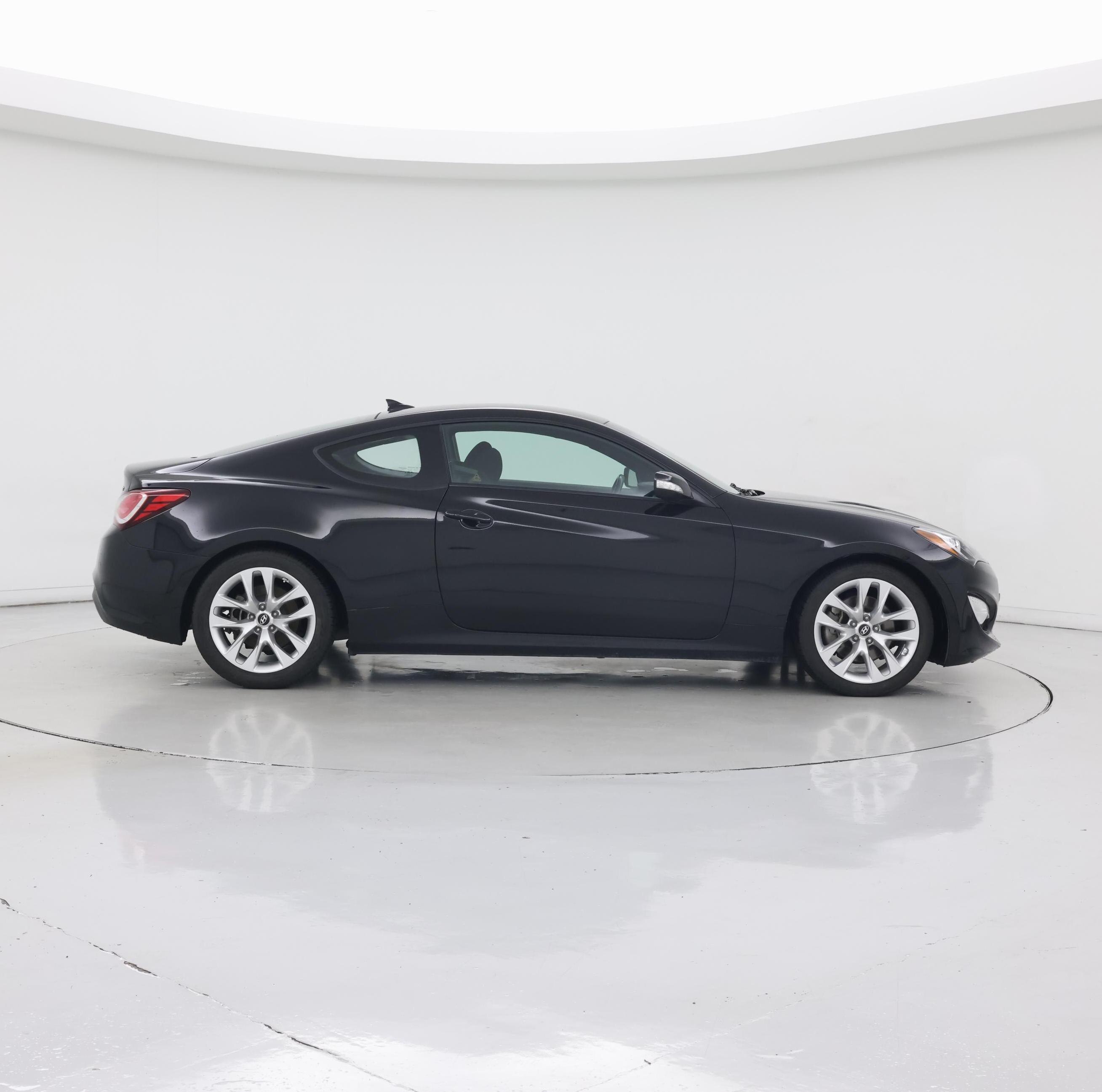 Thumbnail: 2016 Hyundai Genesis - 7