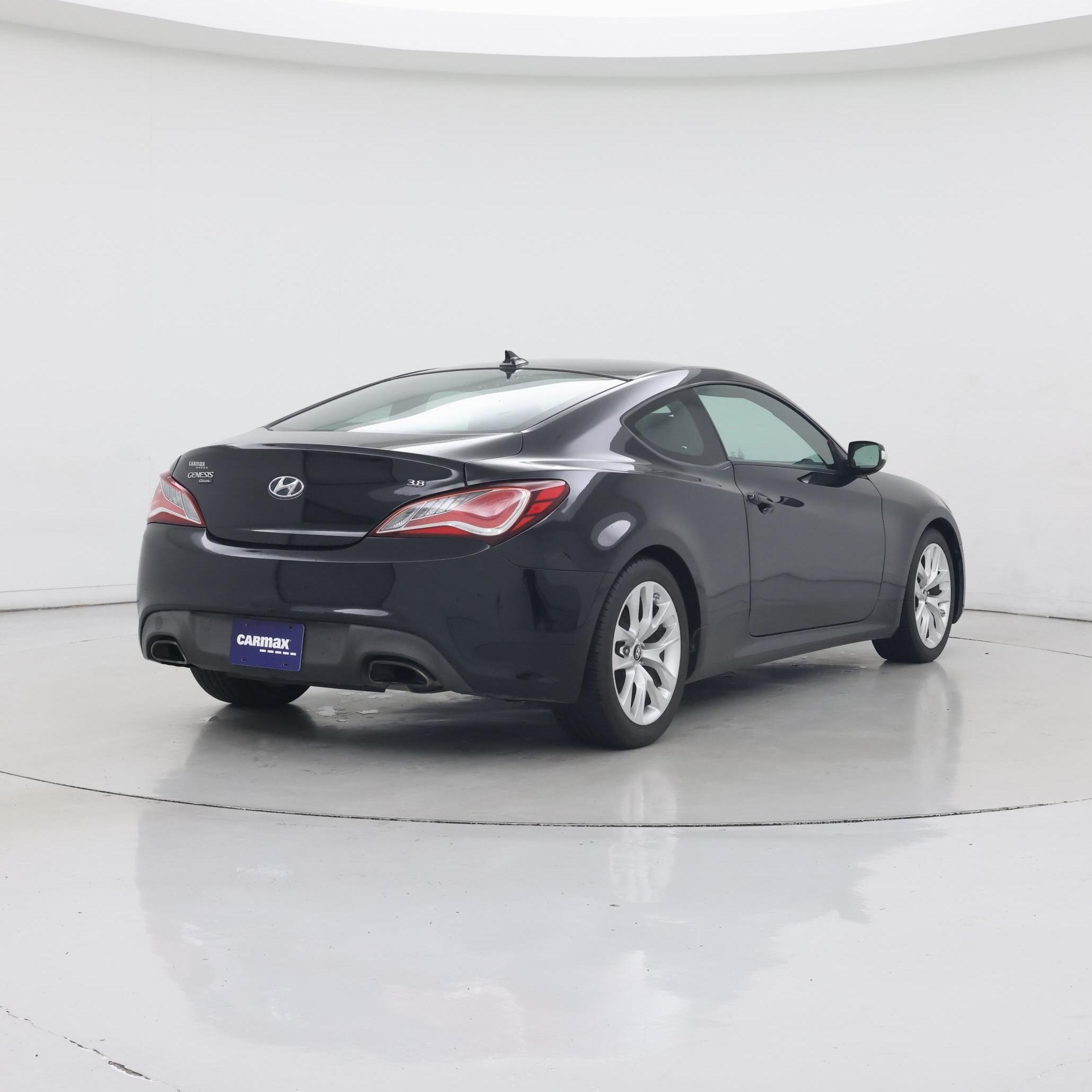Thumbnail: 2016 Hyundai Genesis - 8
