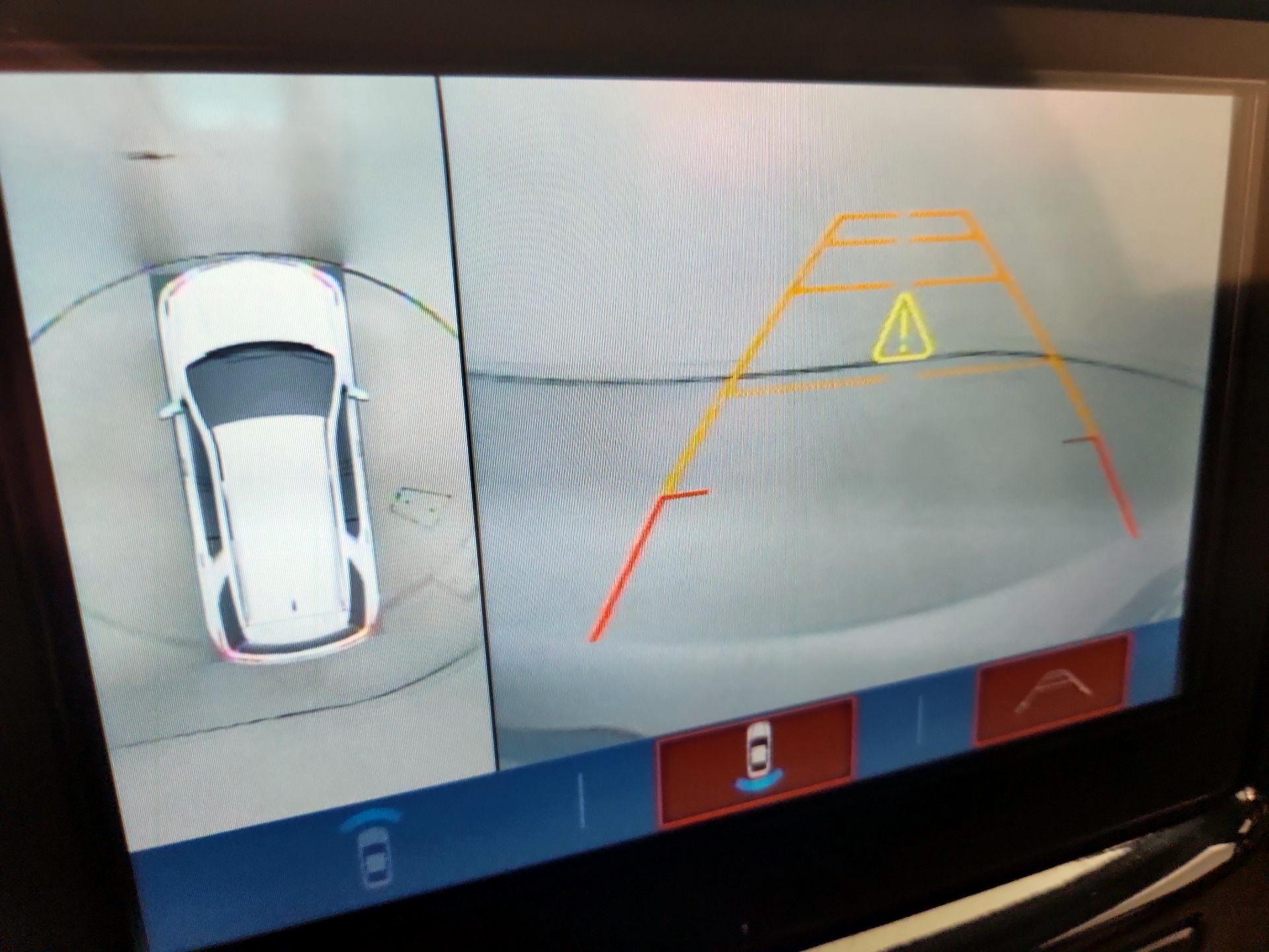 Thumbnail: 2018 Chevrolet Traverse - 15