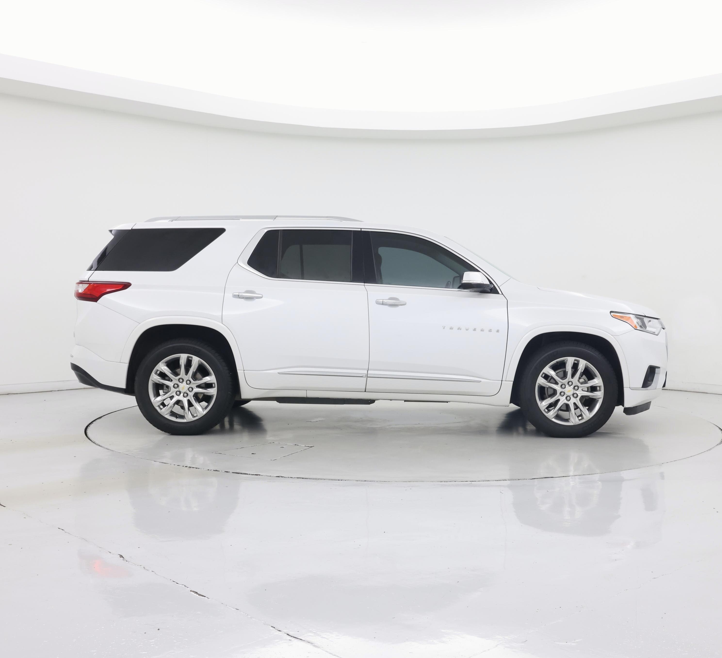 Thumbnail: 2018 Chevrolet Traverse - 7