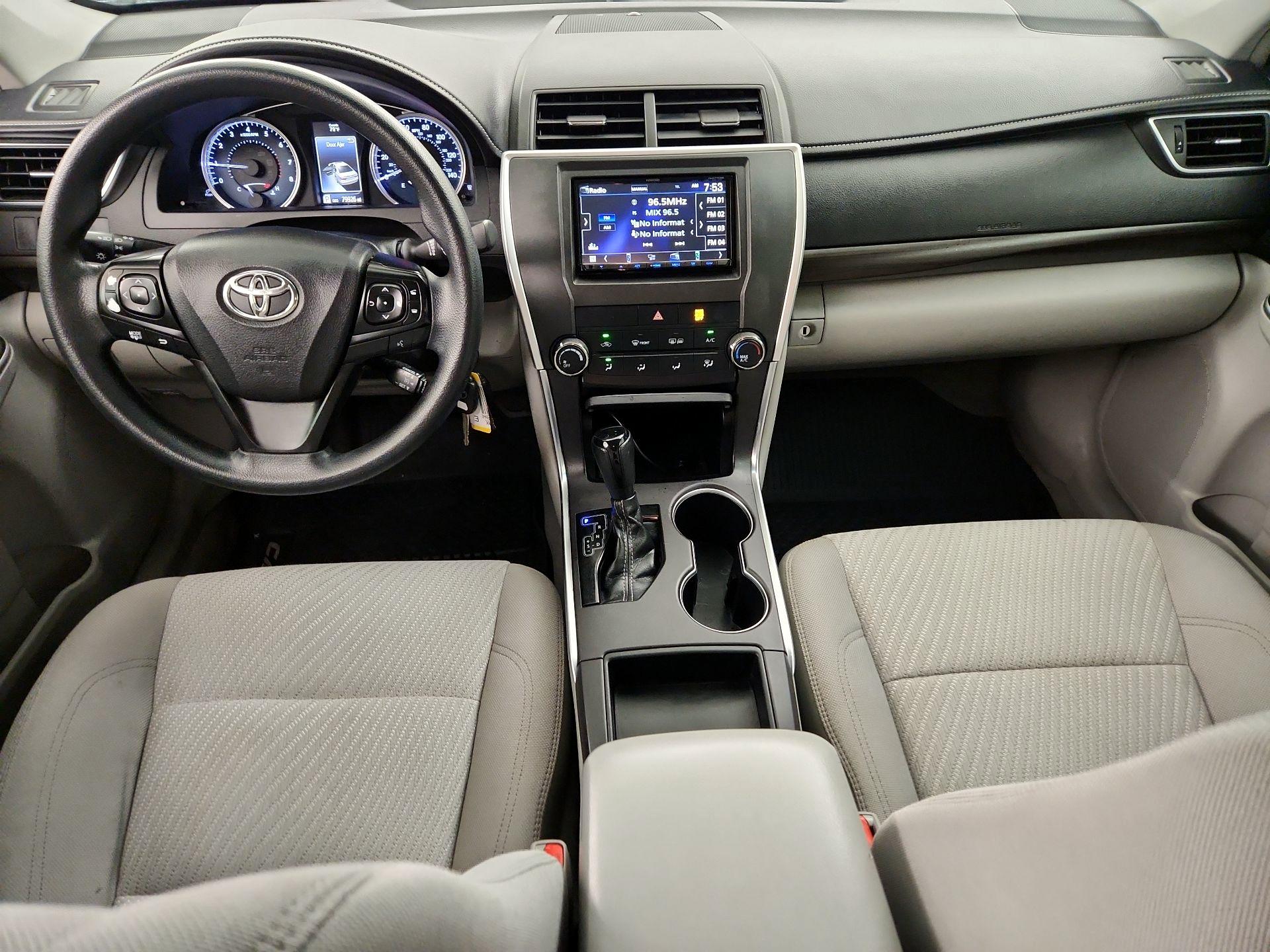 Thumbnail: 2016 Toyota Camry - 9