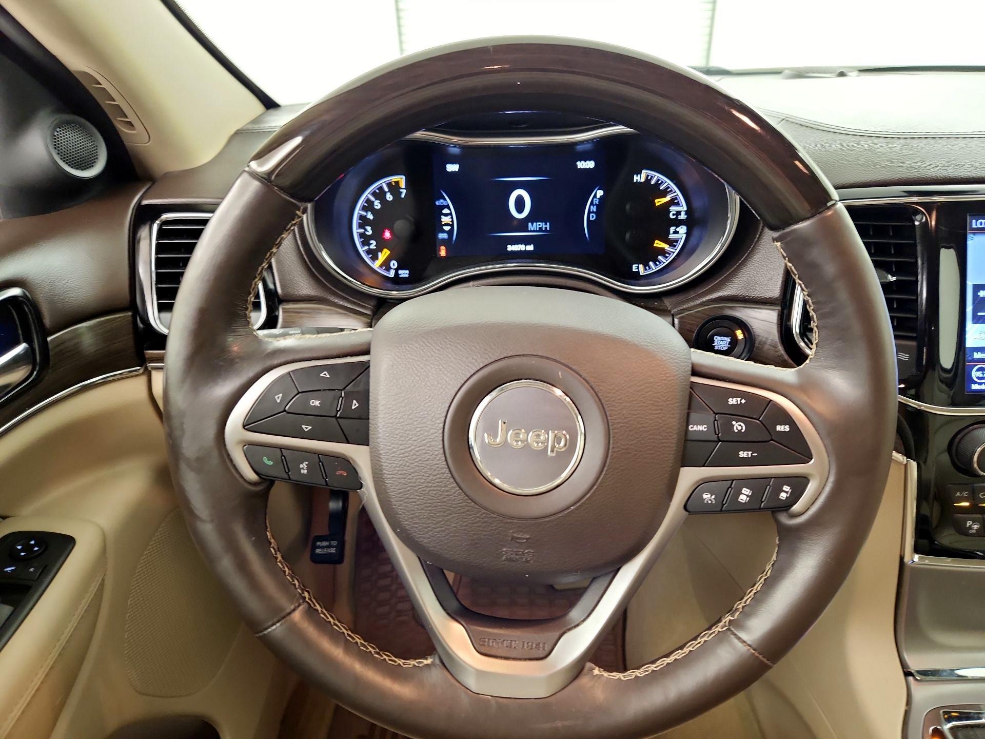 Thumbnail: 2020 Jeep Grand Cherokee - 10