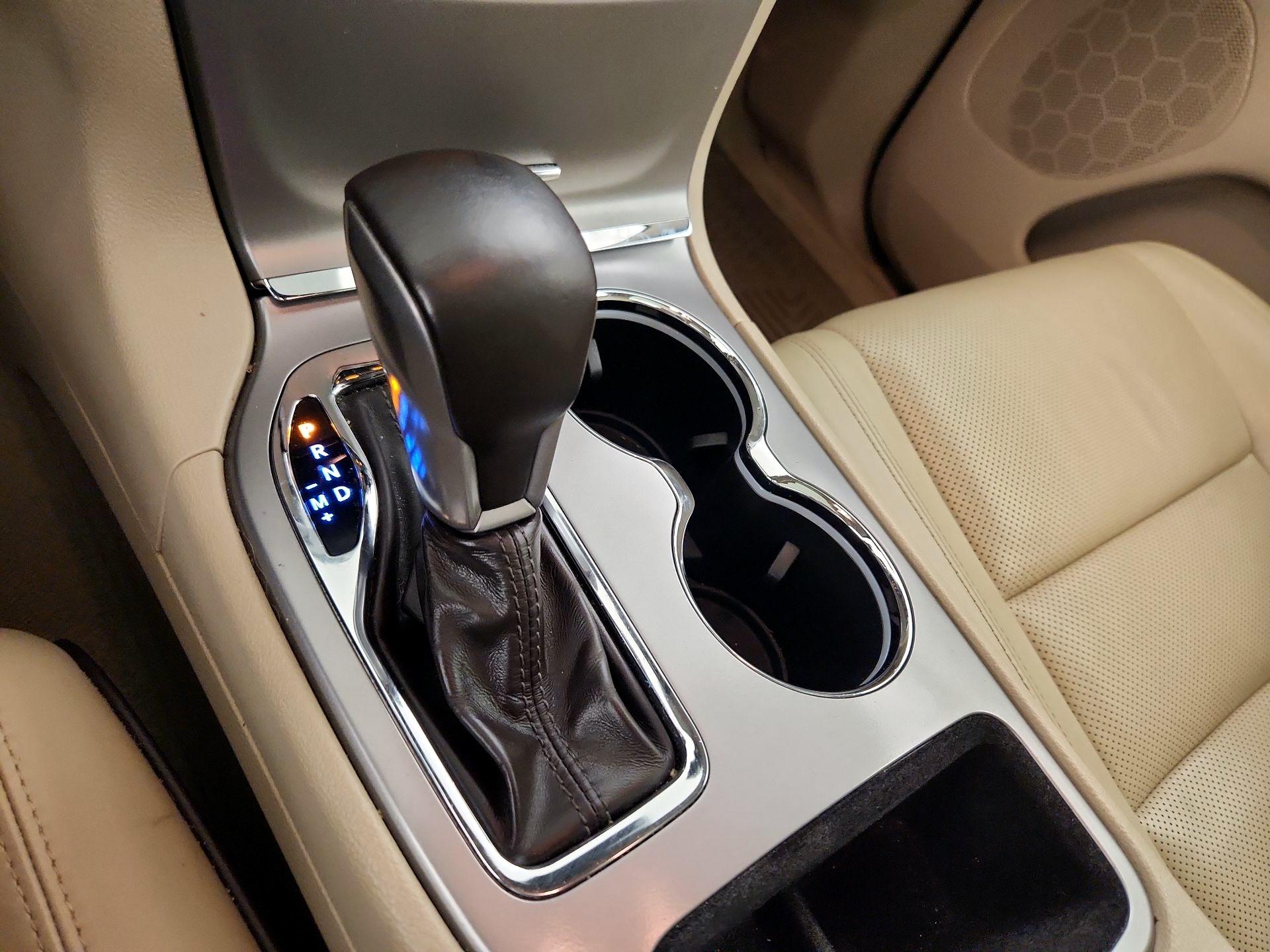 Thumbnail: 2020 Jeep Grand Cherokee - 18