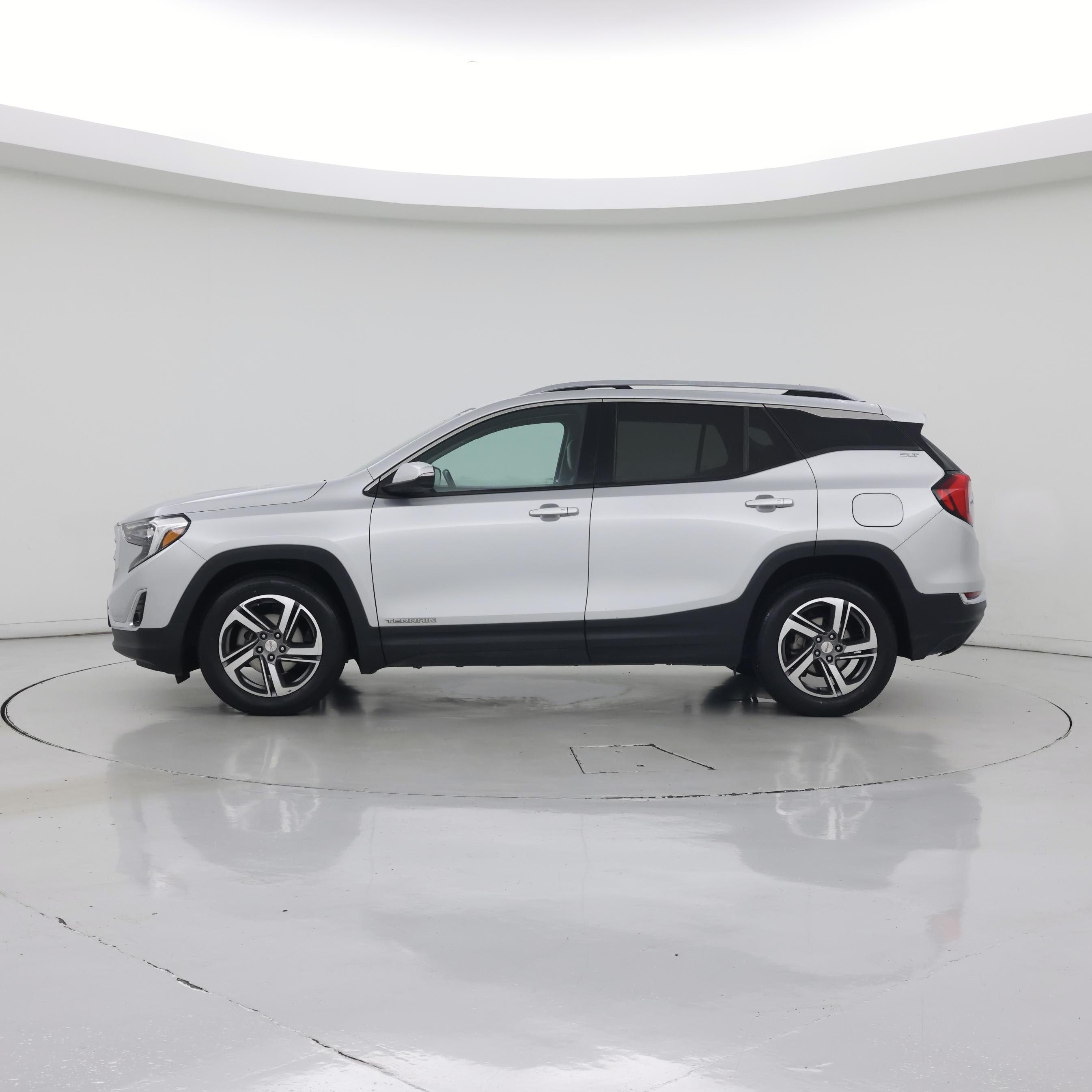 Thumbnail: 2020 GMC Terrain - 3
