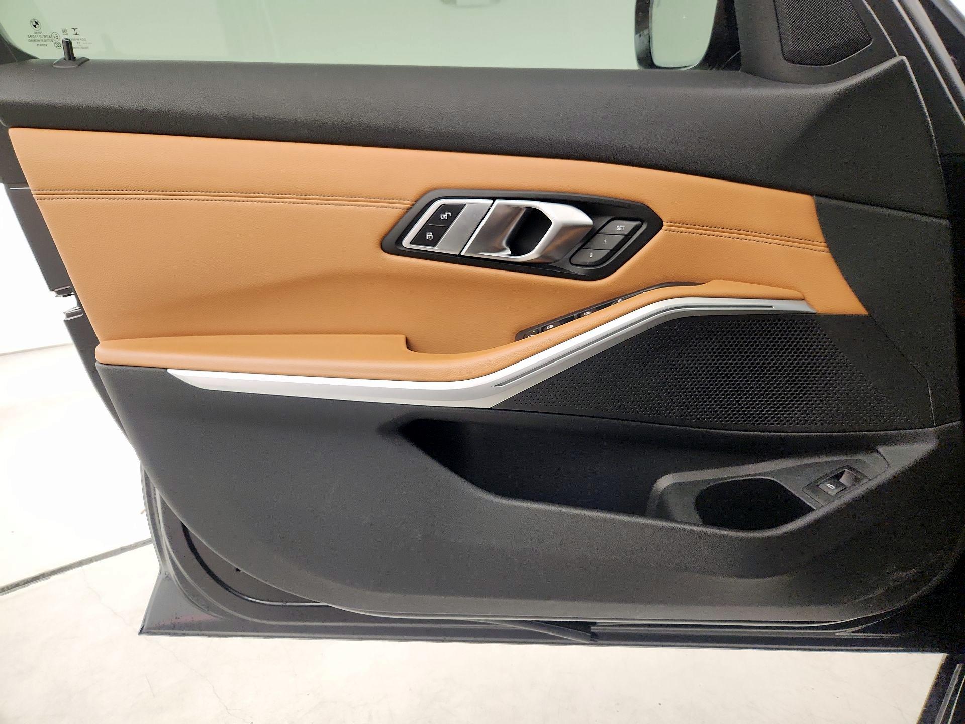 Thumbnail: 2019 BMW 3 Series - 12