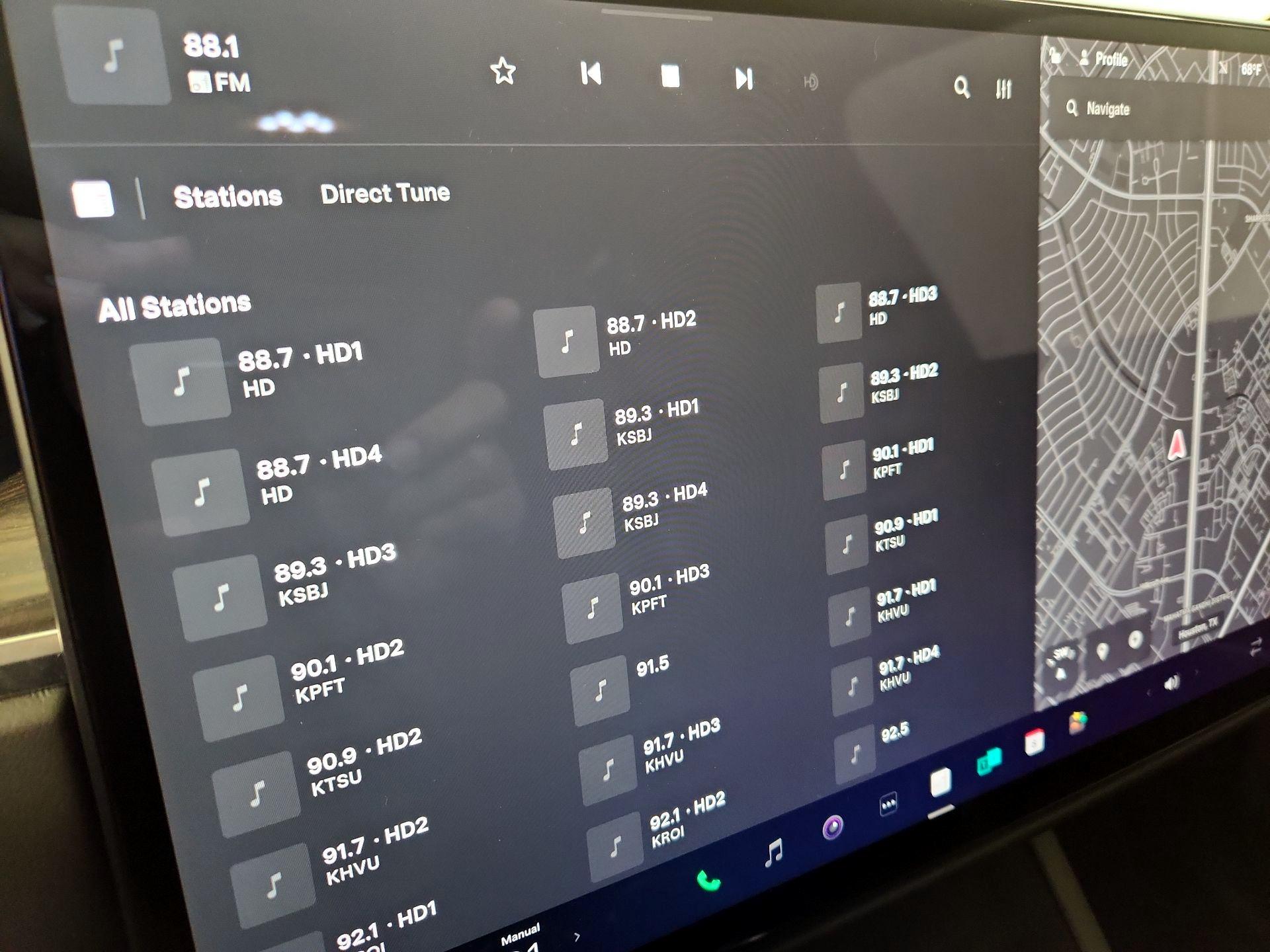 Thumbnail: 2023 Tesla Model X - 16