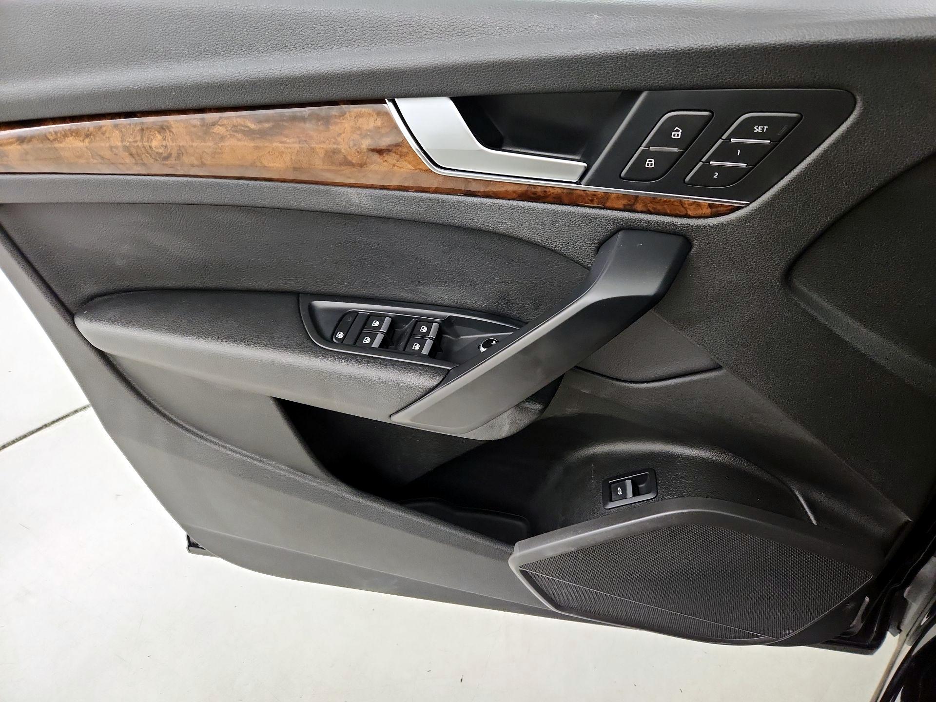 Thumbnail: 2018 Audi Q5 - 12