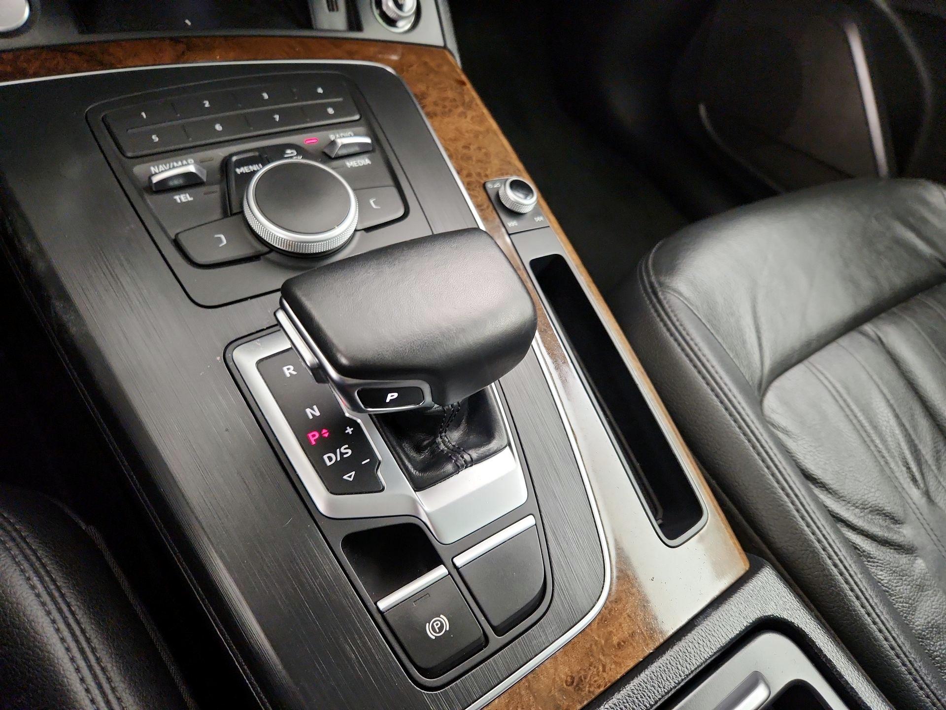 Thumbnail: 2018 Audi Q5 - 17