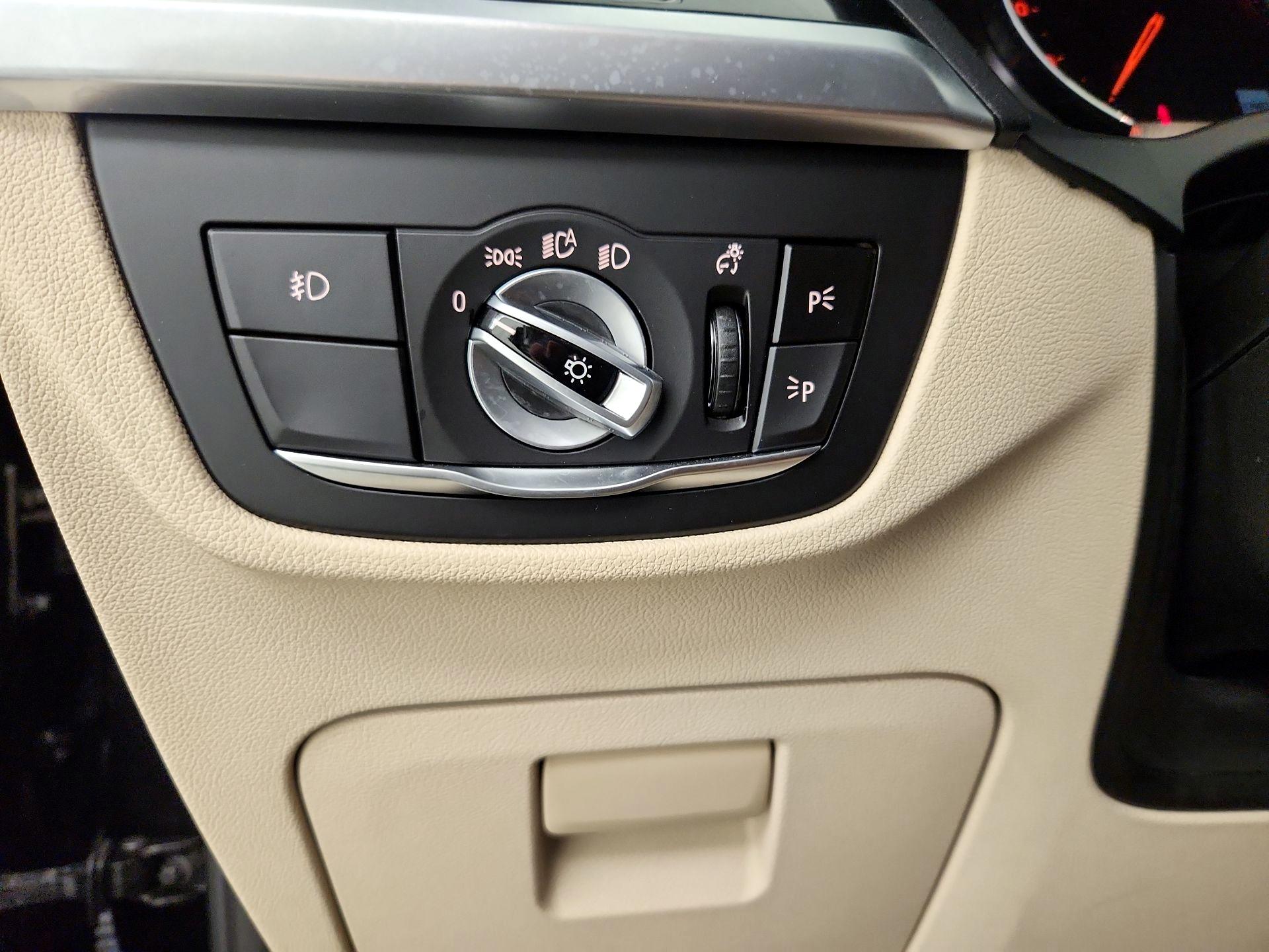 Thumbnail: 2021 BMW X3 - 13