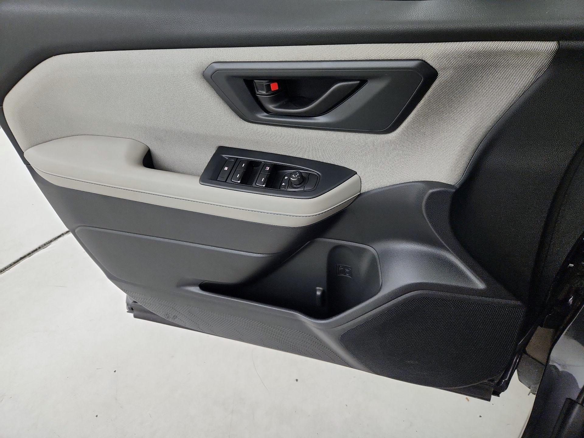 Thumbnail: 2025 Subaru Forester - 12