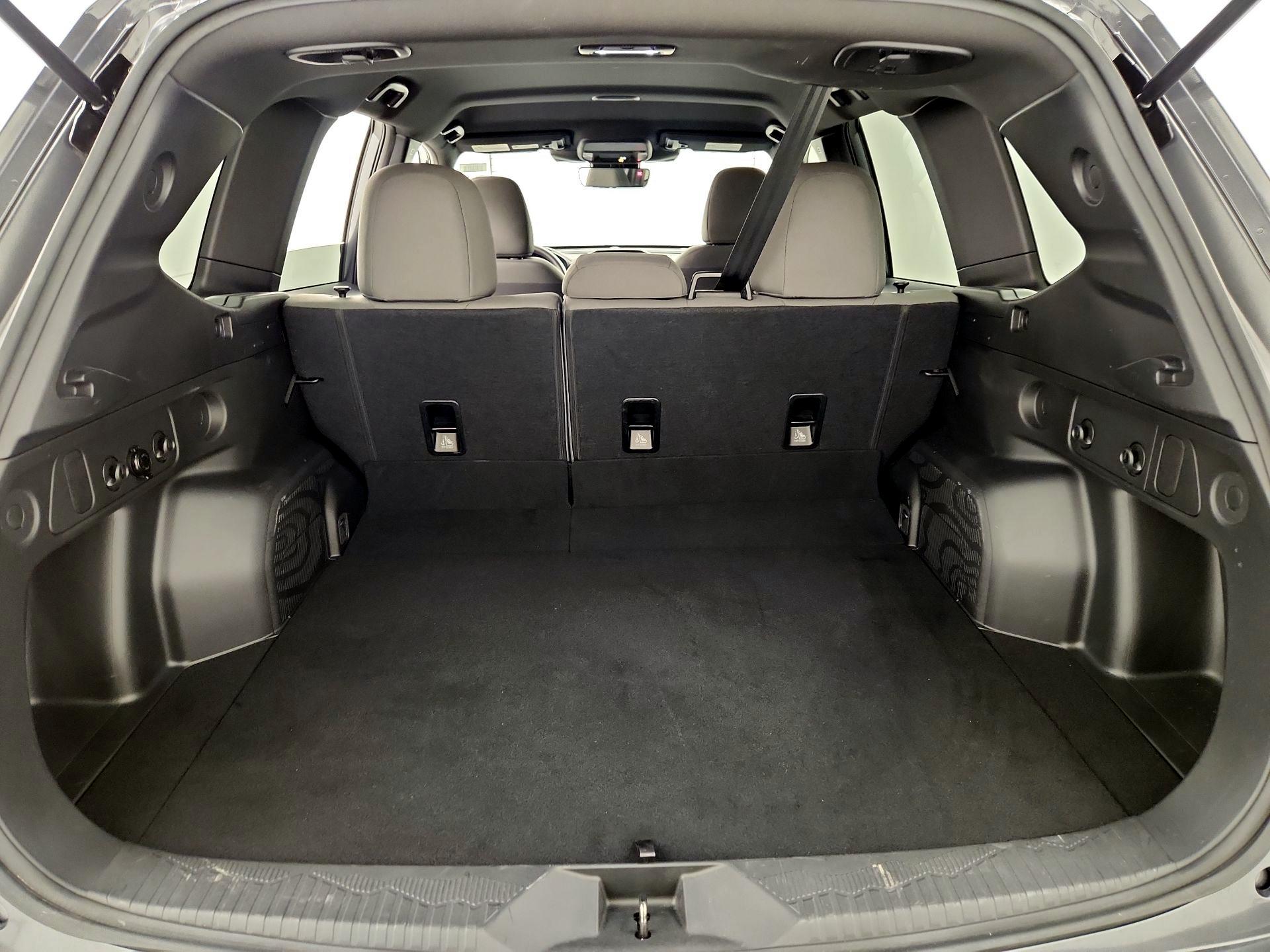 Thumbnail: 2025 Subaru Forester - 20