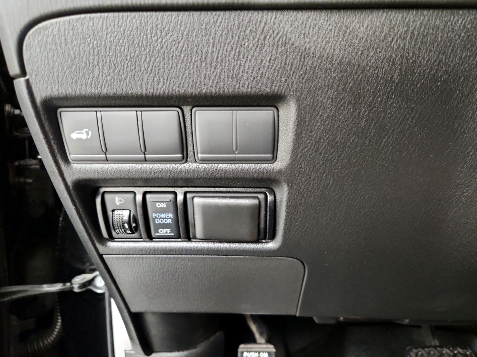 Thumbnail: 2018 Nissan Armada - 13
