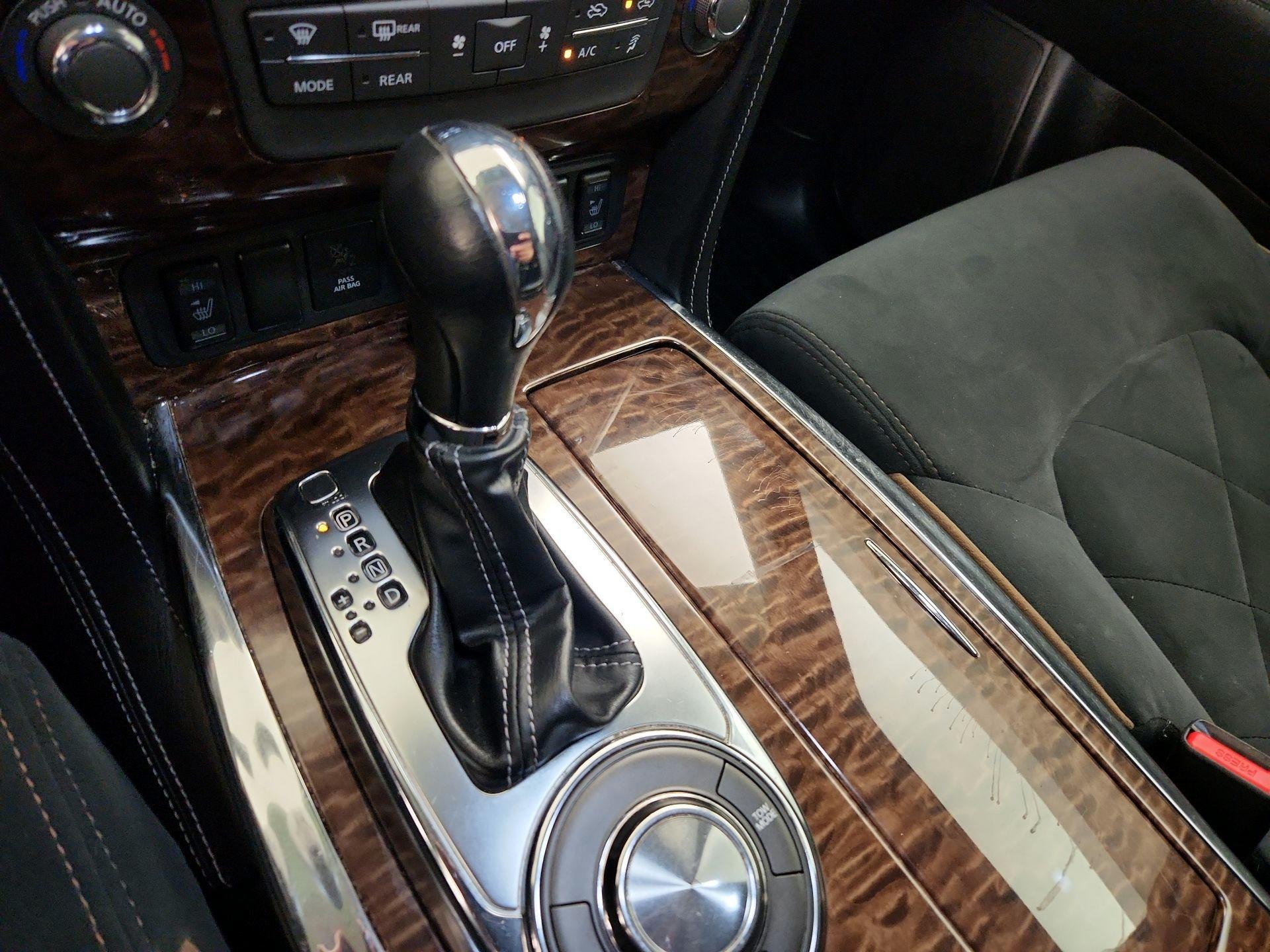 Thumbnail: 2018 Nissan Armada - 18