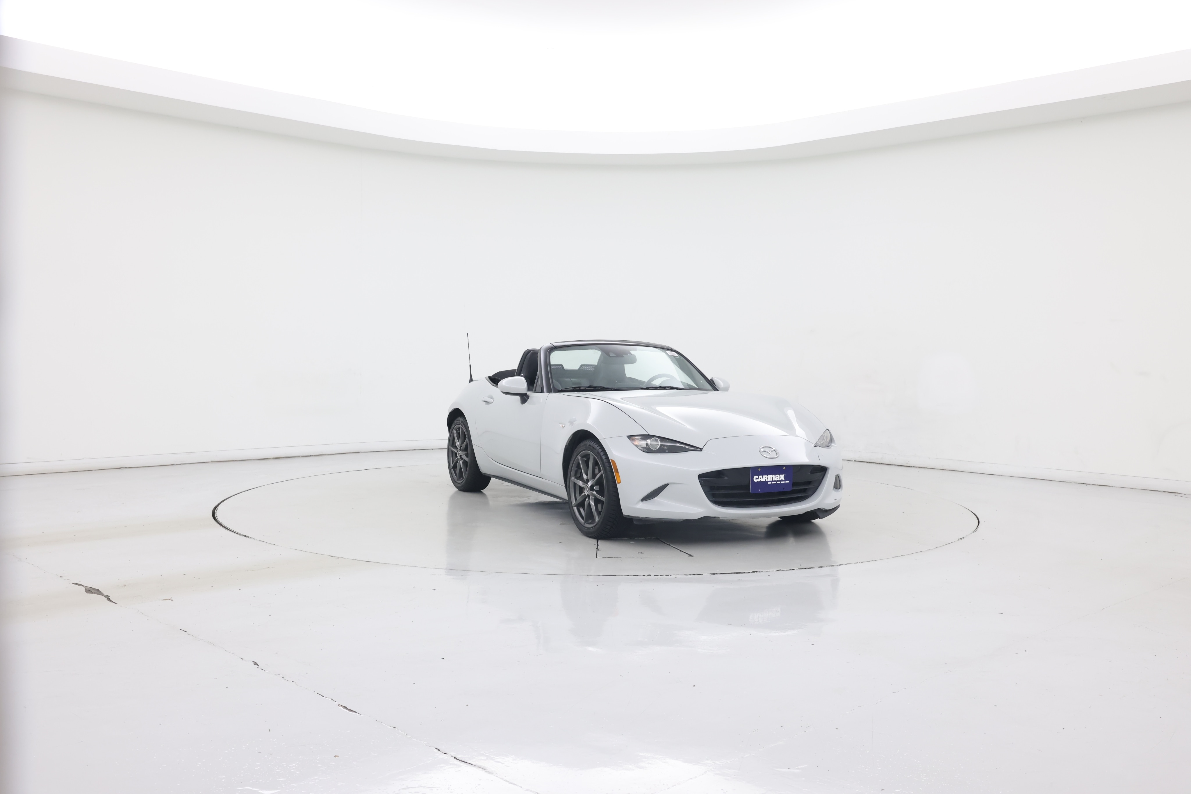 Thumbnail: 2016 Mazda MX-5 Miata - 9