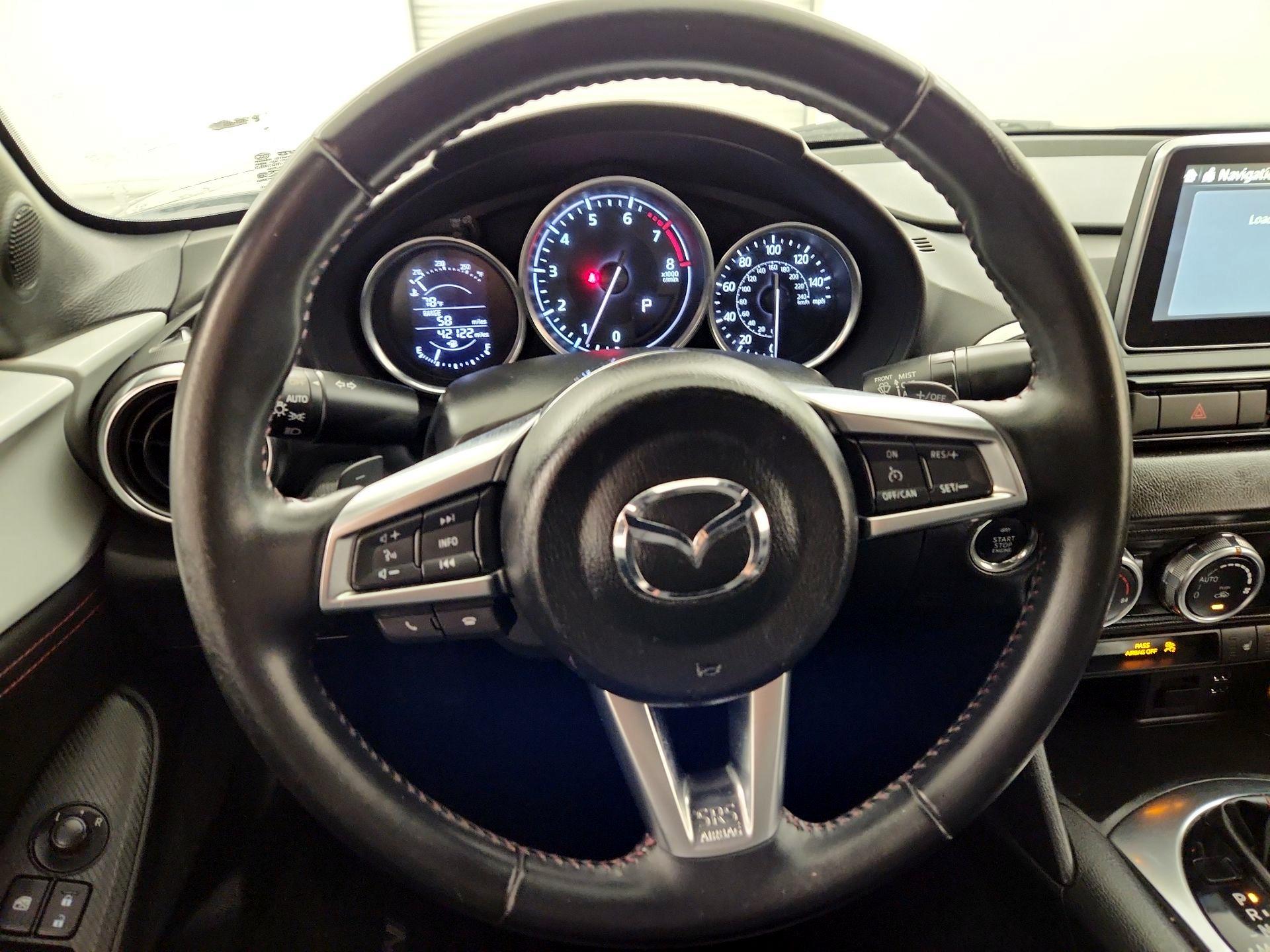 Thumbnail: 2016 Mazda MX-5 Miata - 10