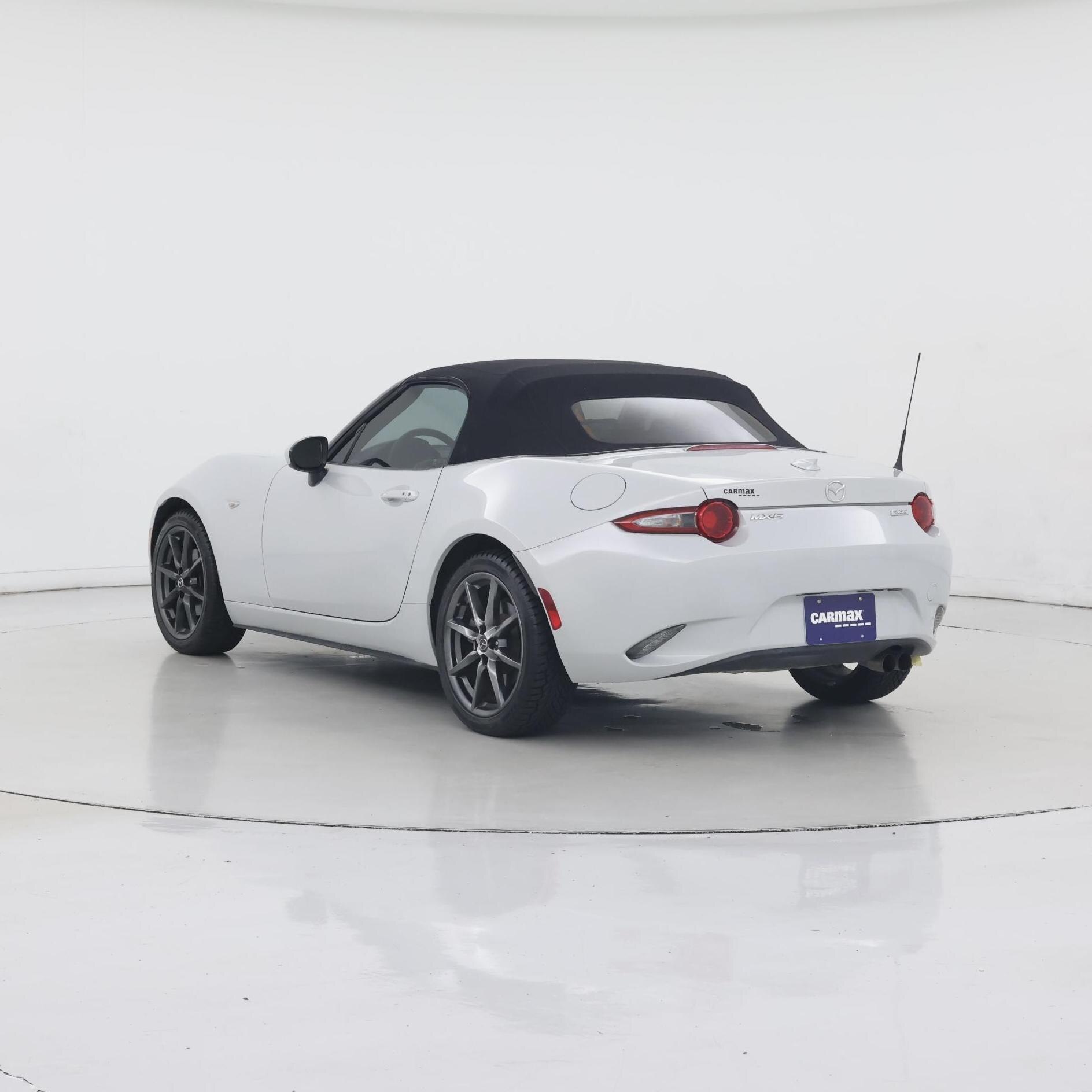 Thumbnail: 2016 Mazda MX-5 Miata - 2