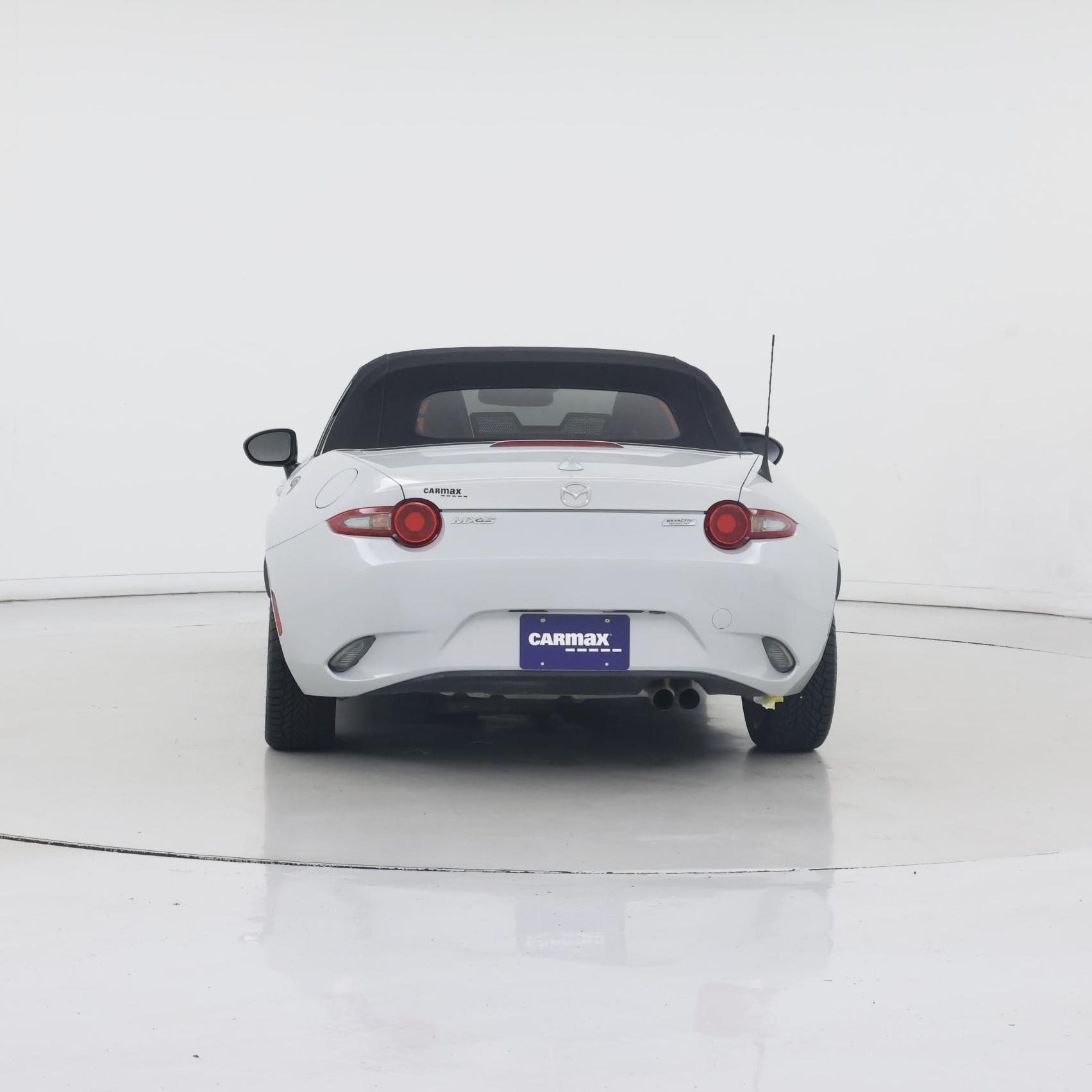 Thumbnail: 2016 Mazda MX-5 Miata - 6
