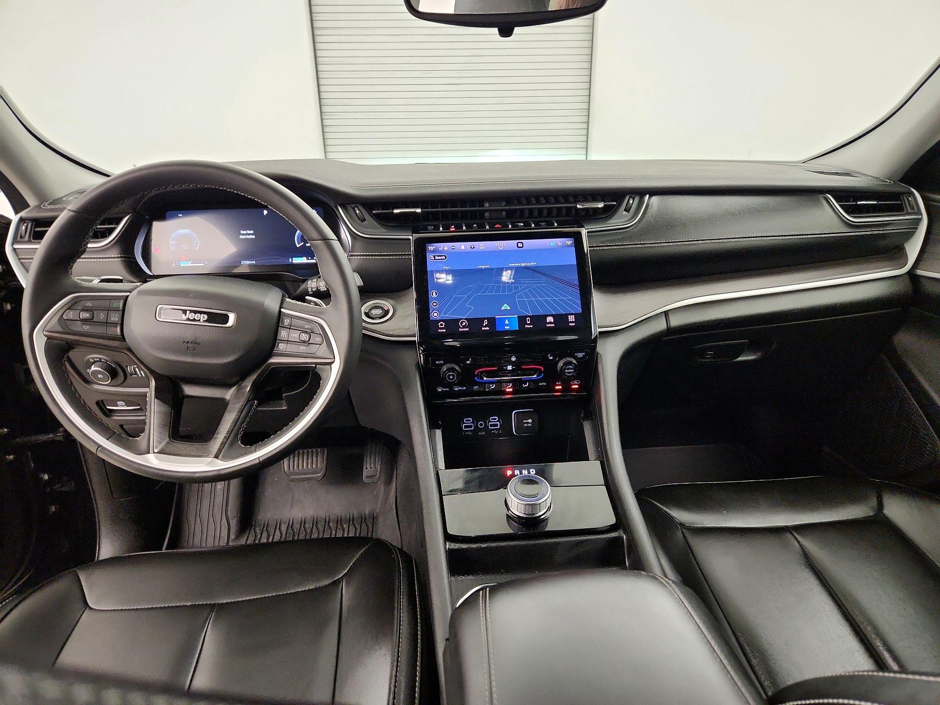 Thumbnail: 2024 Jeep Grand Cherokee - 9