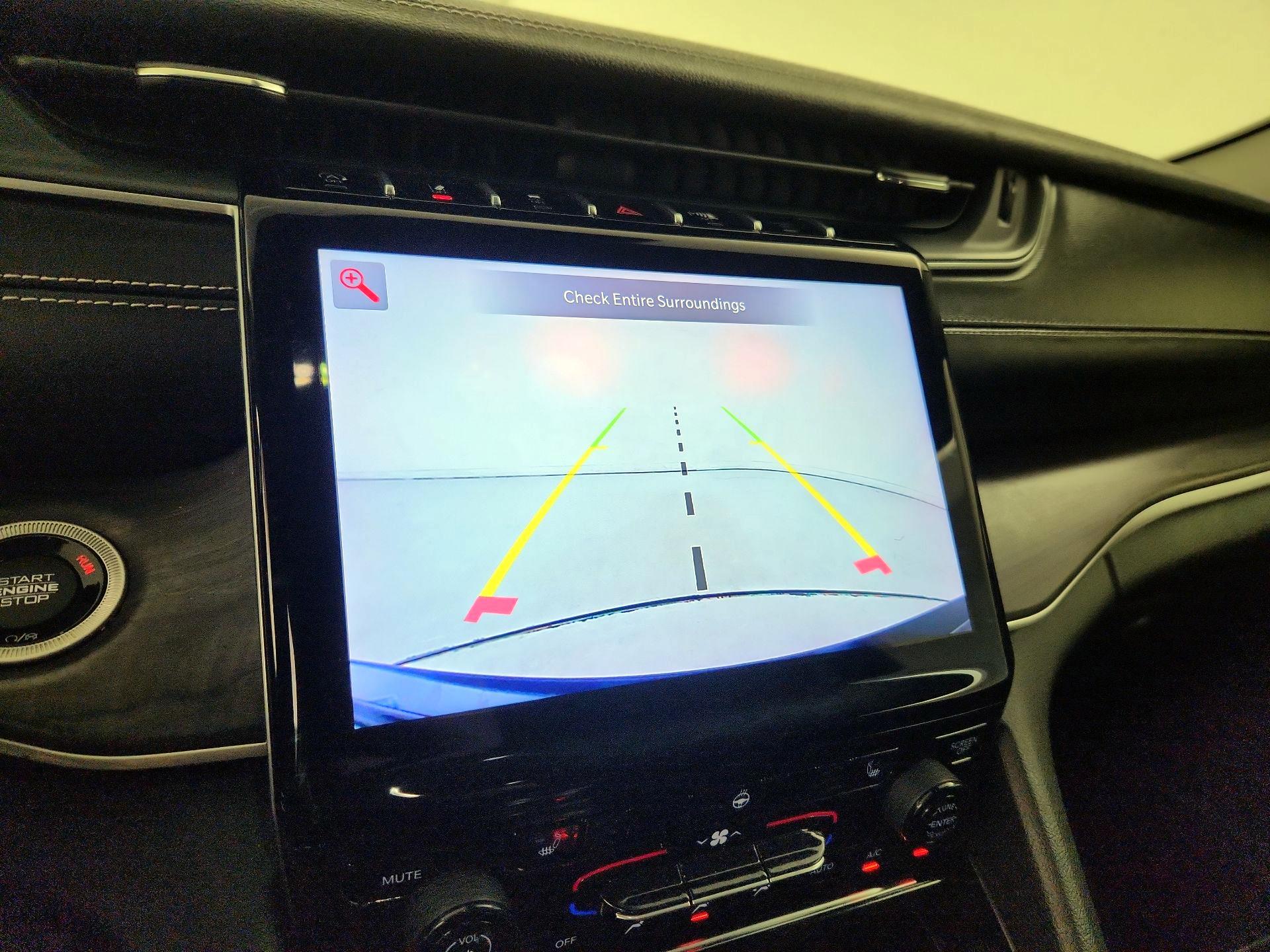 Thumbnail: 2024 Jeep Grand Cherokee - 15