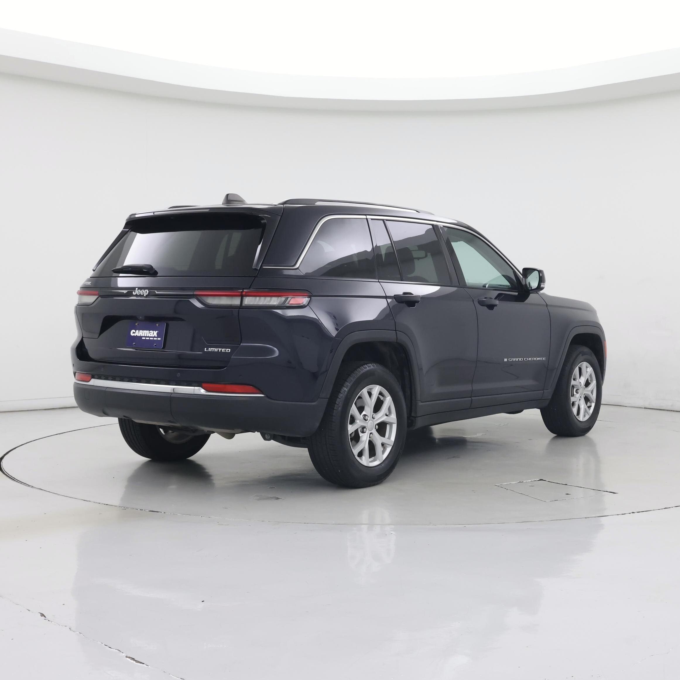 Thumbnail: 2024 Jeep Grand Cherokee - 8