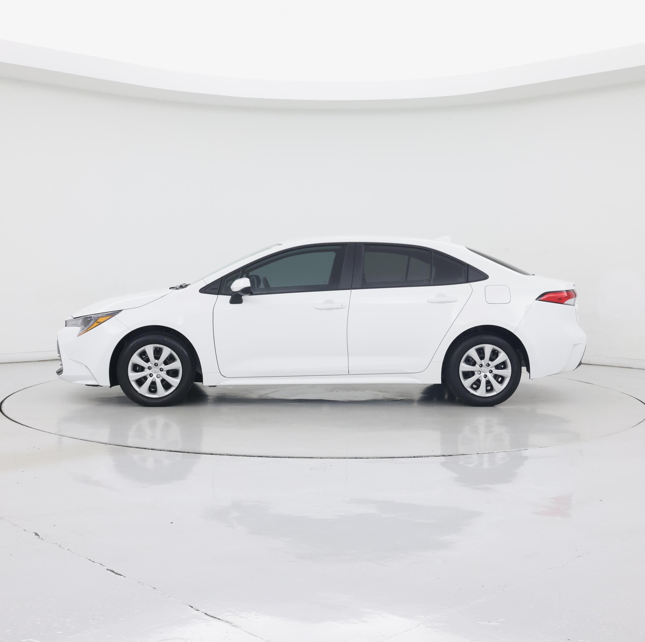 Thumbnail: 2026 Toyota Corolla - 3