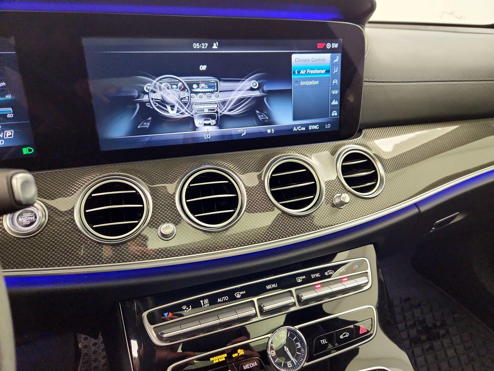 Thumbnail: 2017 Mercedes-Benz E-Class - 17